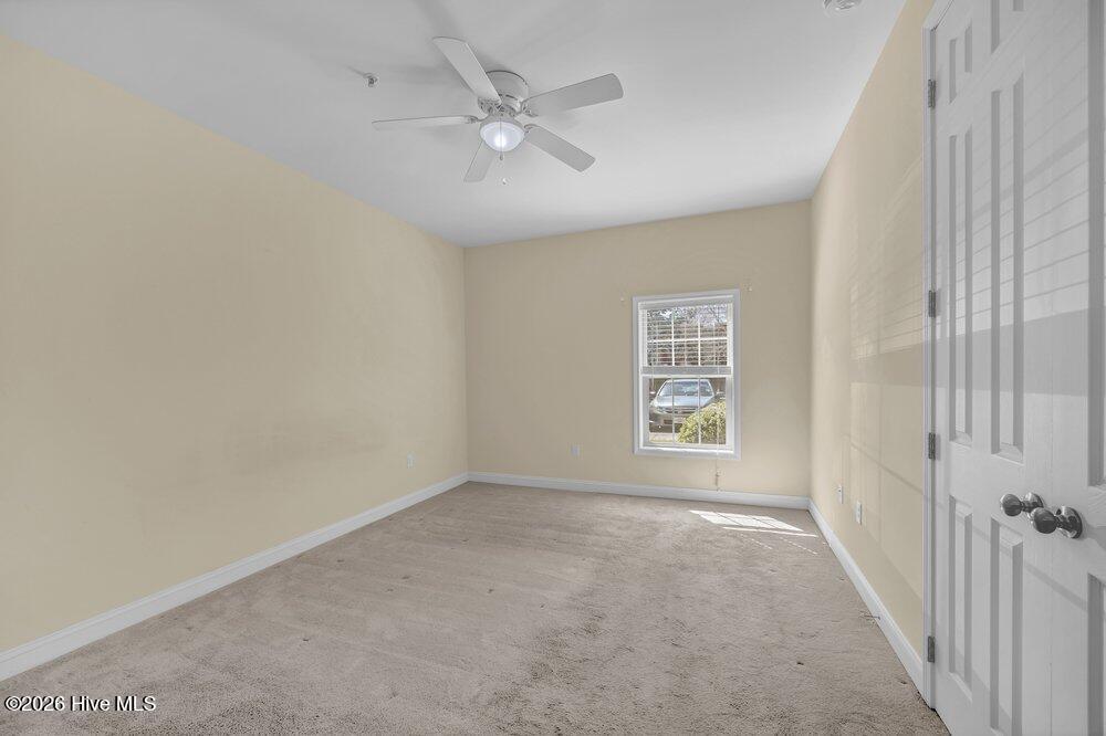 100561557 | Photo 13