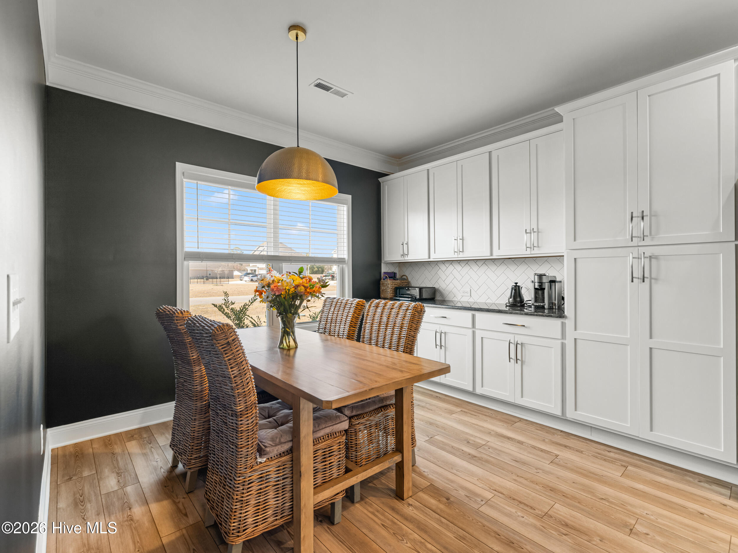 100559684 | Photo 20