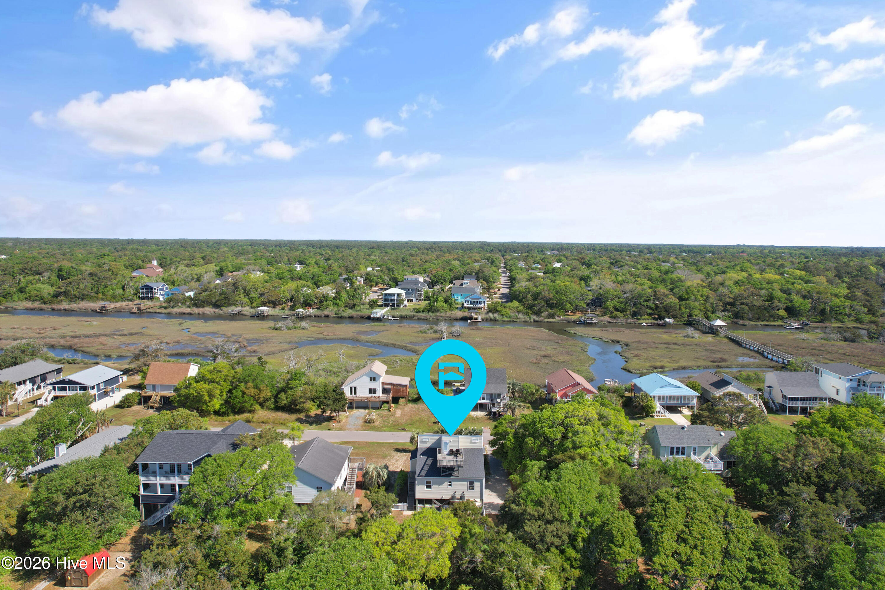 100569880 | Photo 32