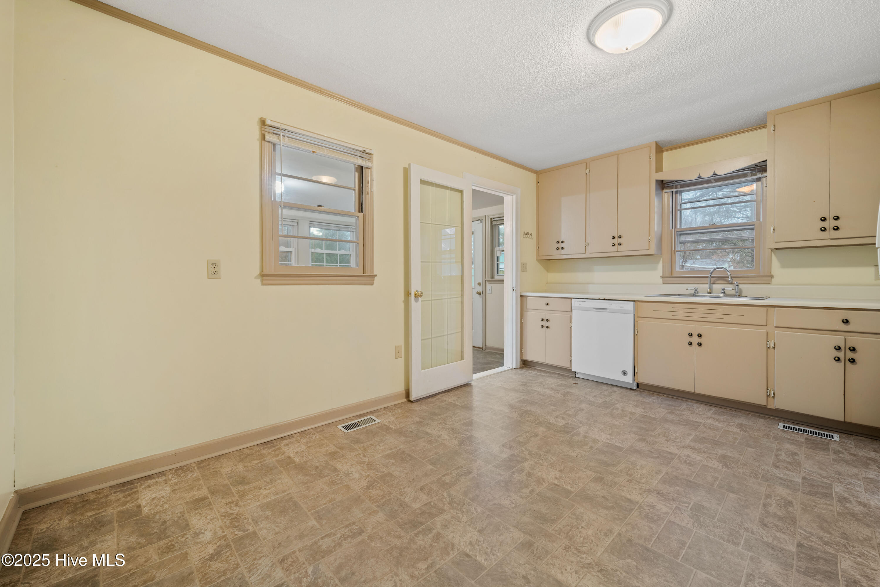 362 N Nc 11 And 903 Highway, Kenansville, NC, 28349