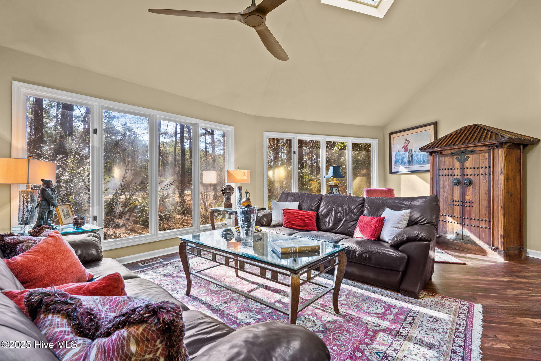 Floor to Ceiling Windows