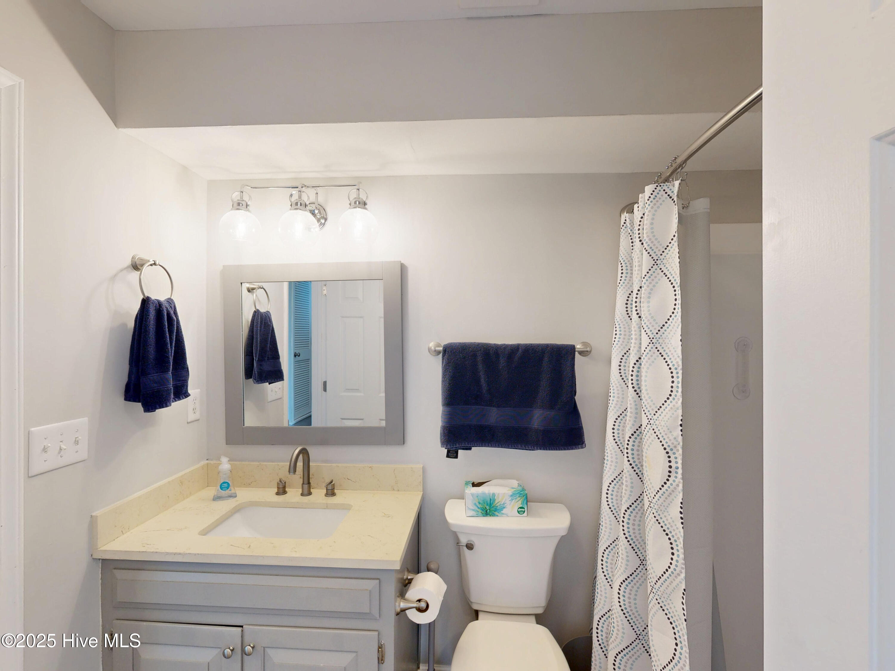 100550586 | Photo 39