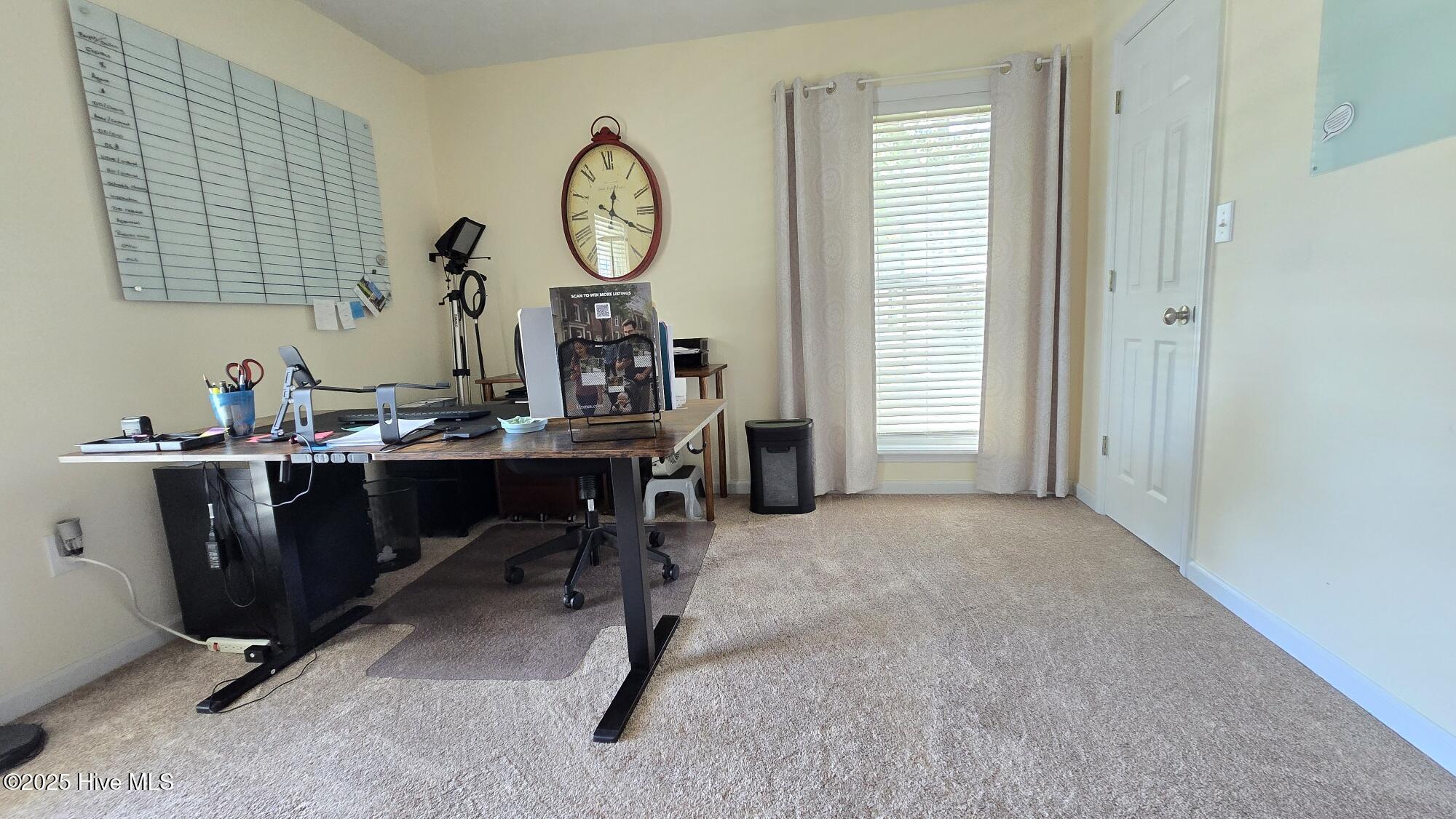 100531854 | Photo 21