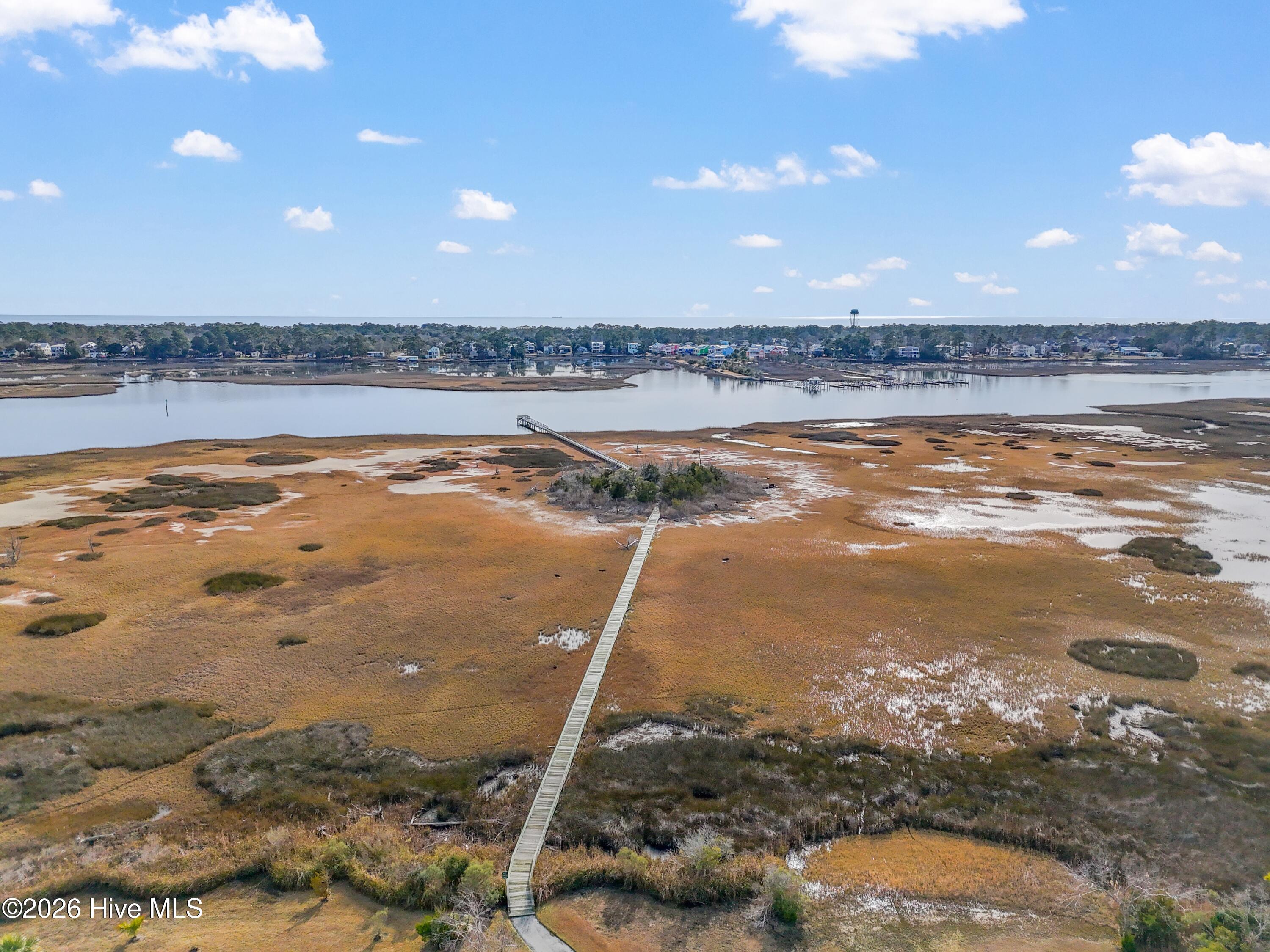 100549658 | Photo 96