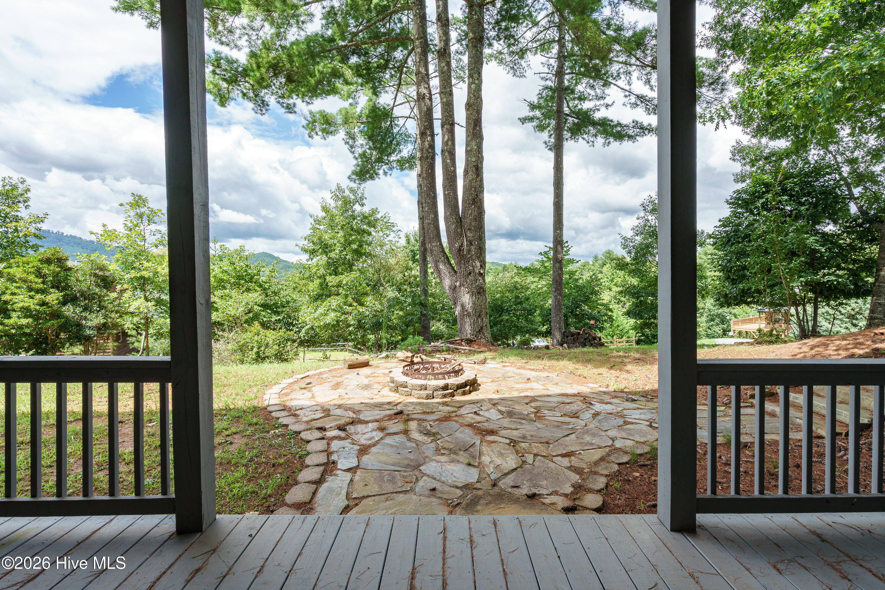 Exterior photo of 98 Dunrunnin Pointe, Murphy, NC 28906. MLS: 100593826