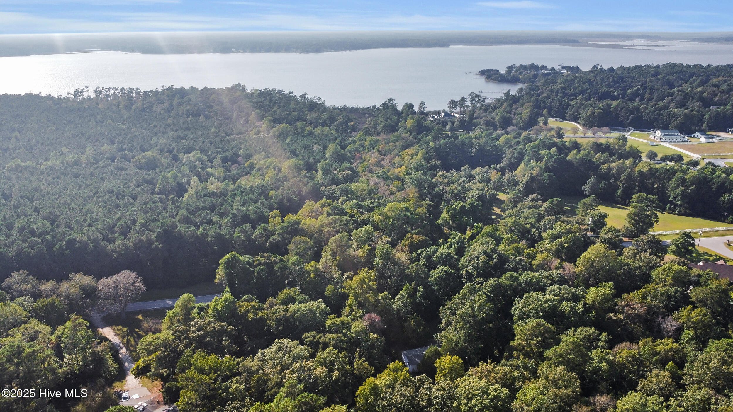 100535721 | Photo 27