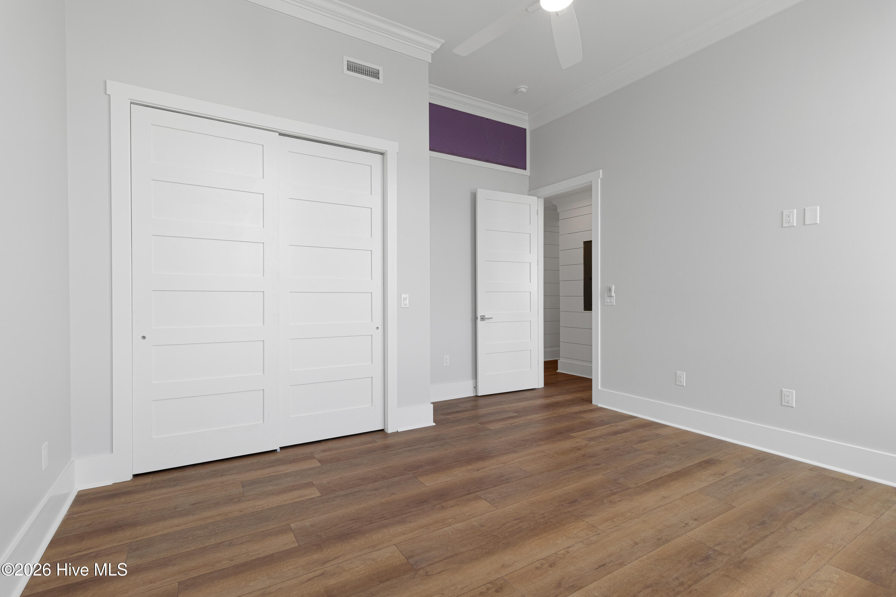 805 Mulberry 