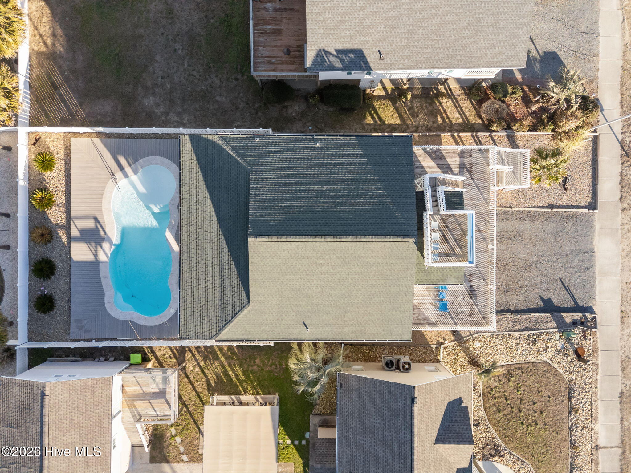 100549750 | Photo 48