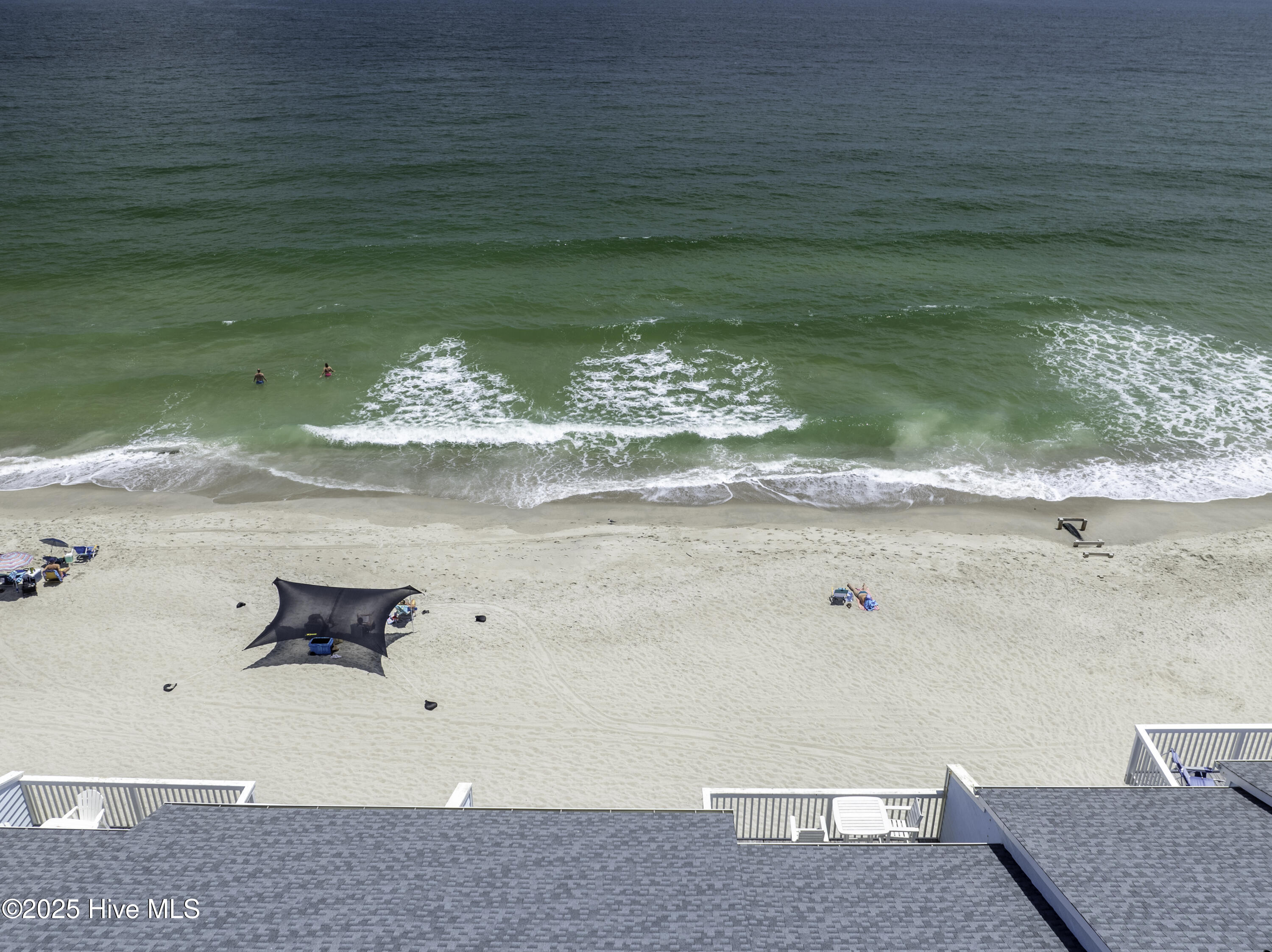 100560966 | Photo 71