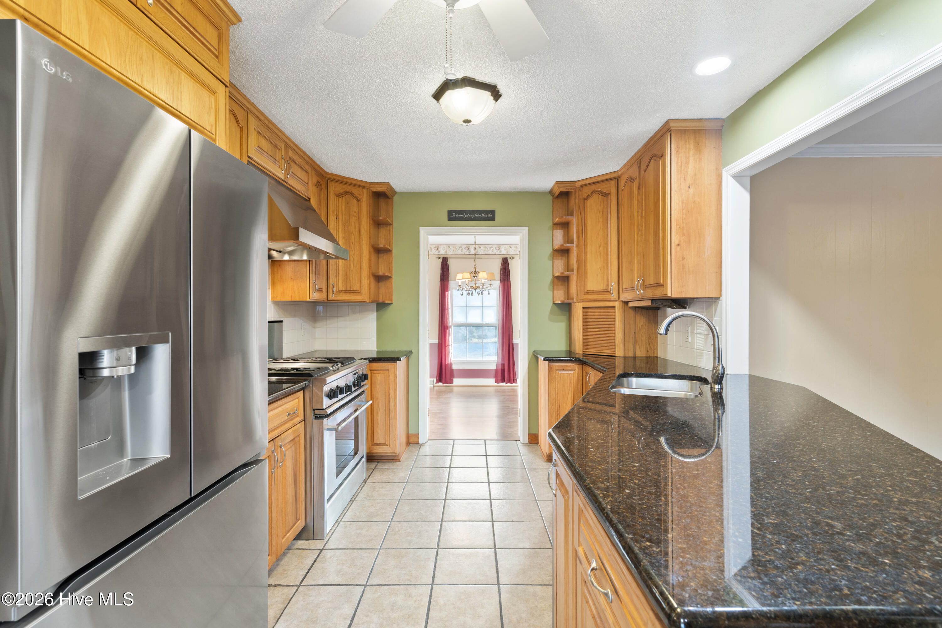 100549887 | Photo 35