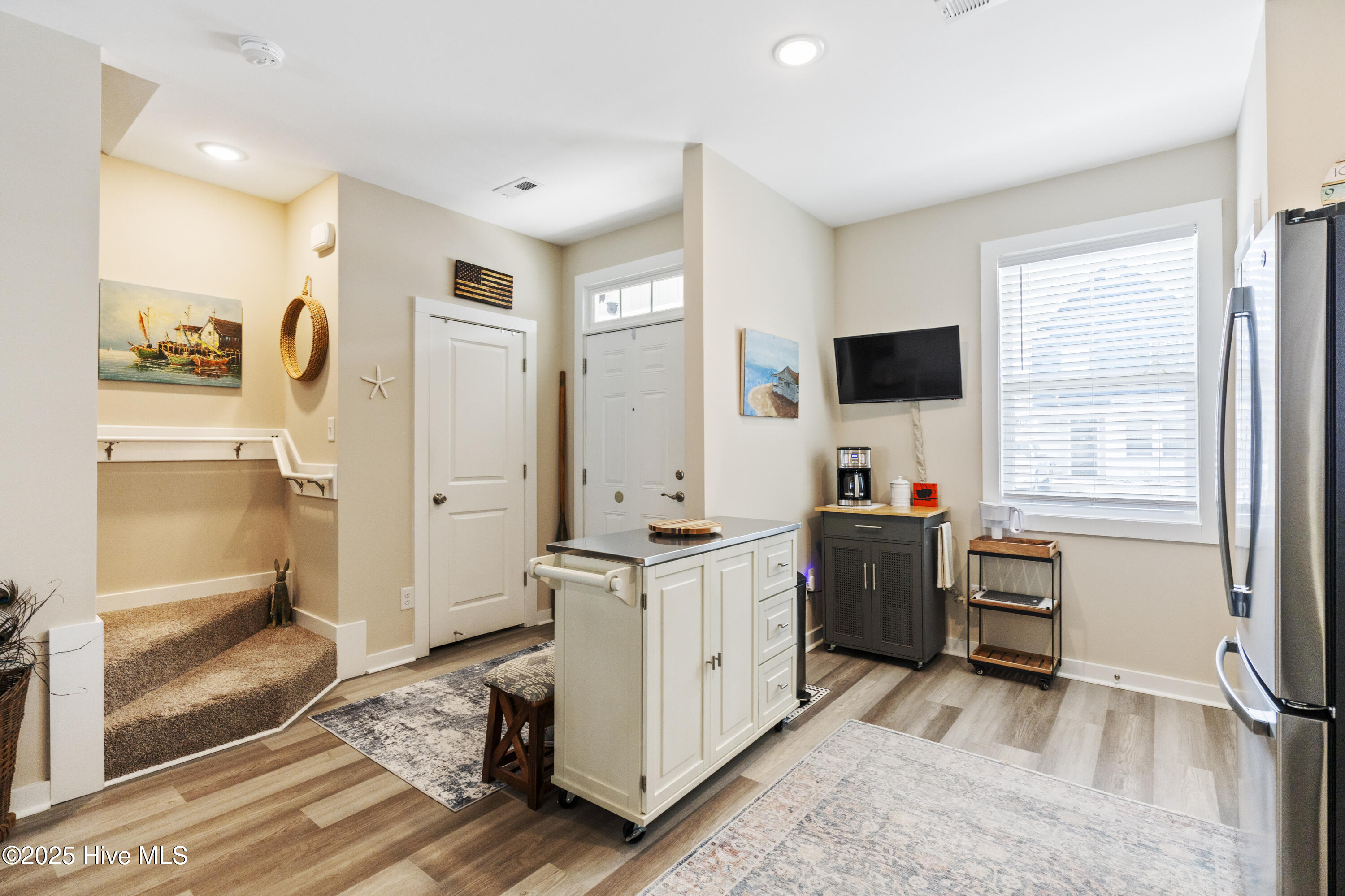 100505761 | Photo 22