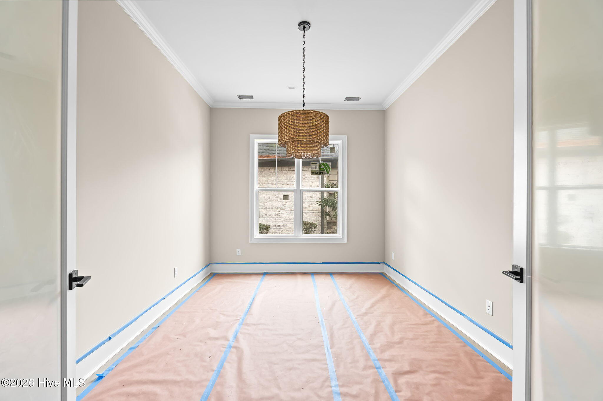 100525110 | Photo 27