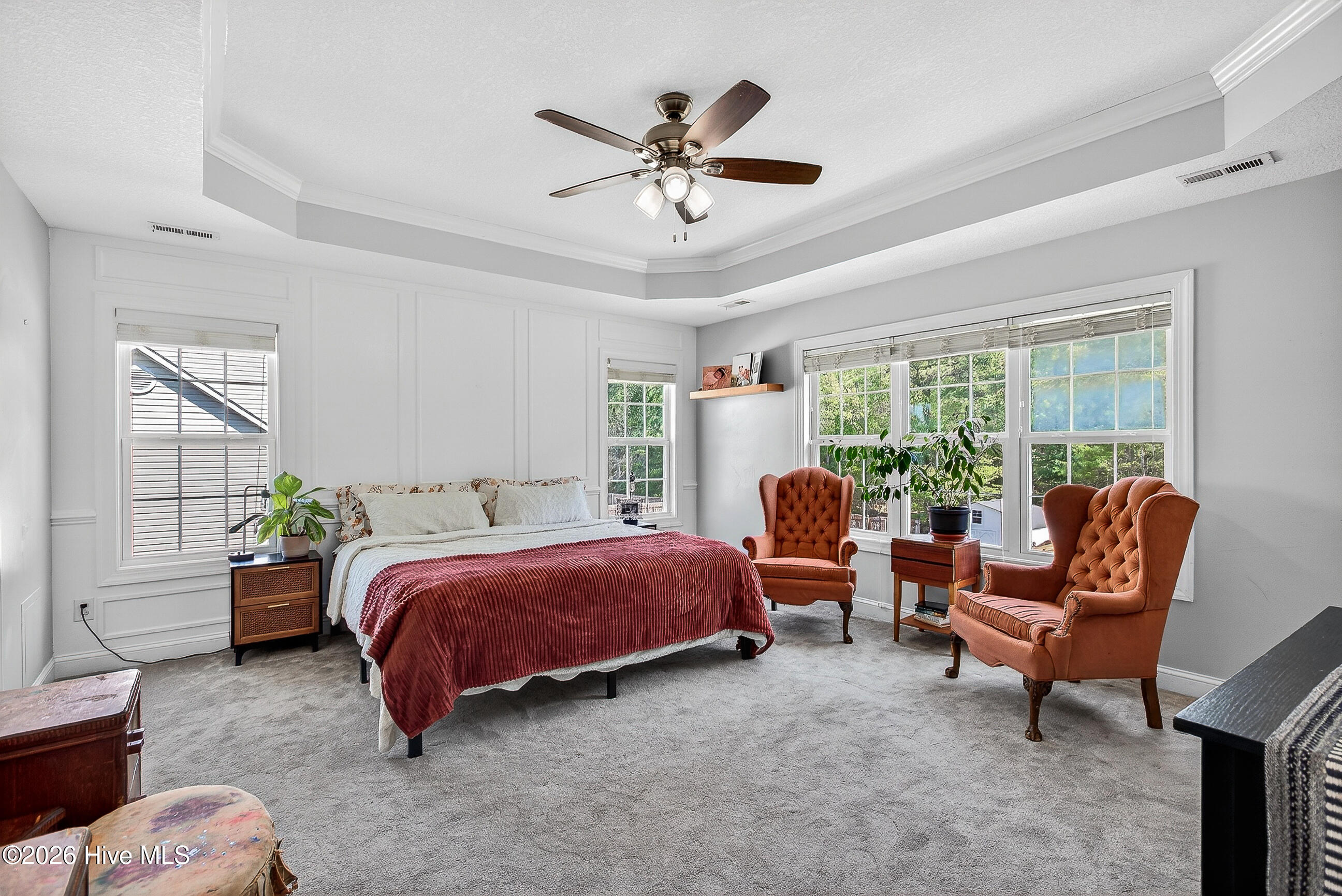 100568368 | Photo 24