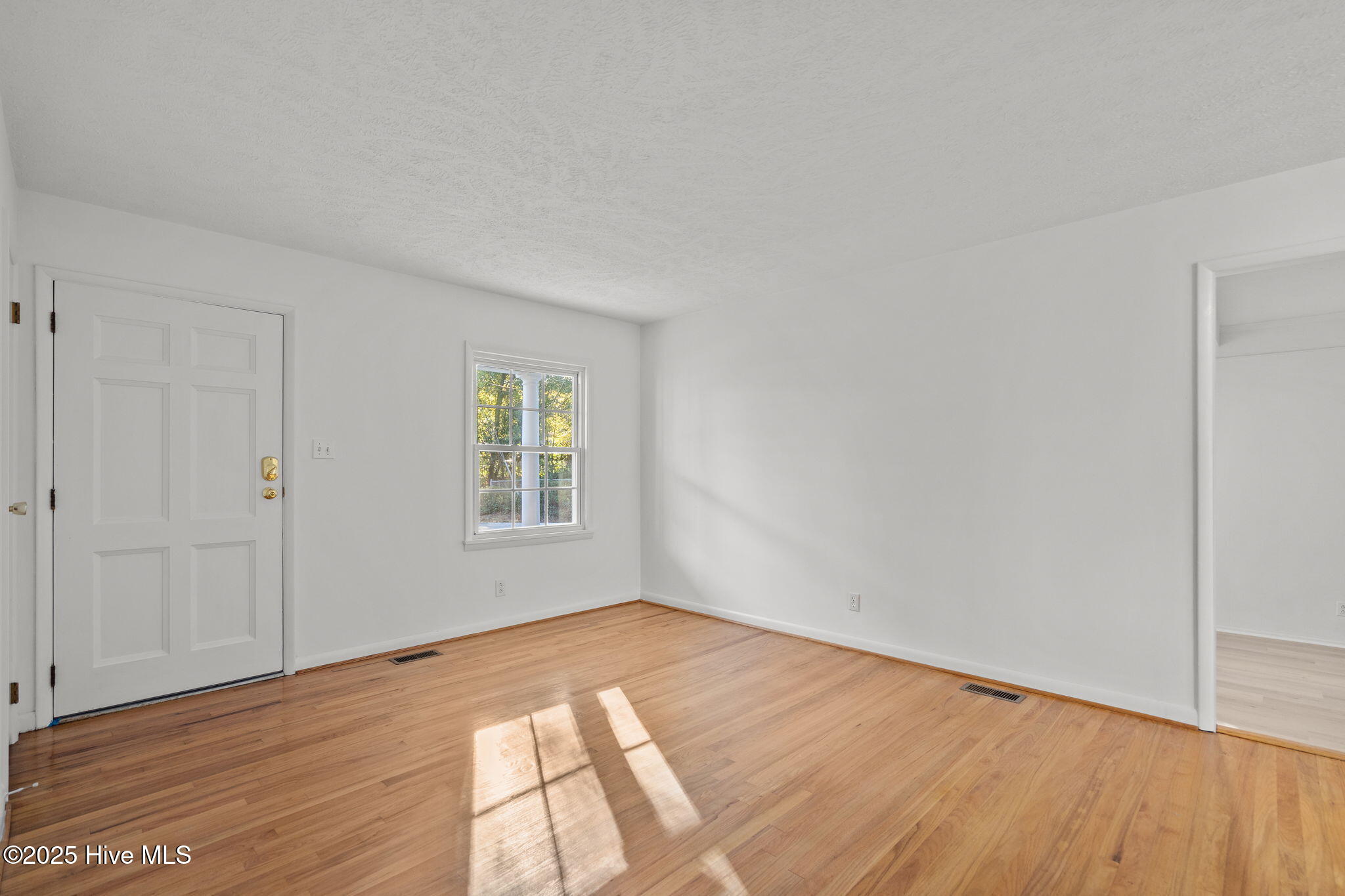 3309 Ashley Circle, Wilmington, NC 28403 – photo 7: 37-web-or-mls-DSC01617
