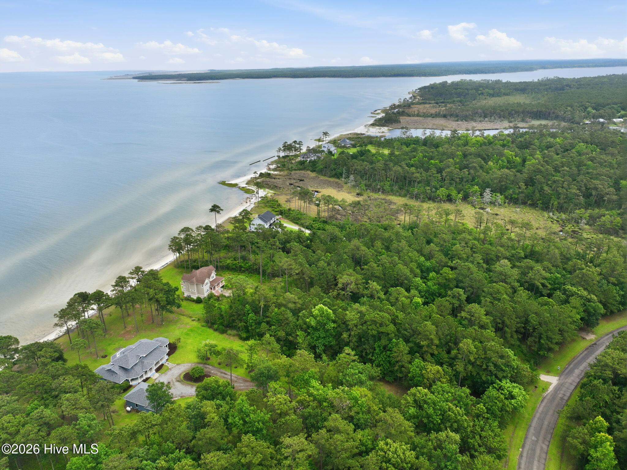 13-web-or-mls-486 Sandy Point Dr 013