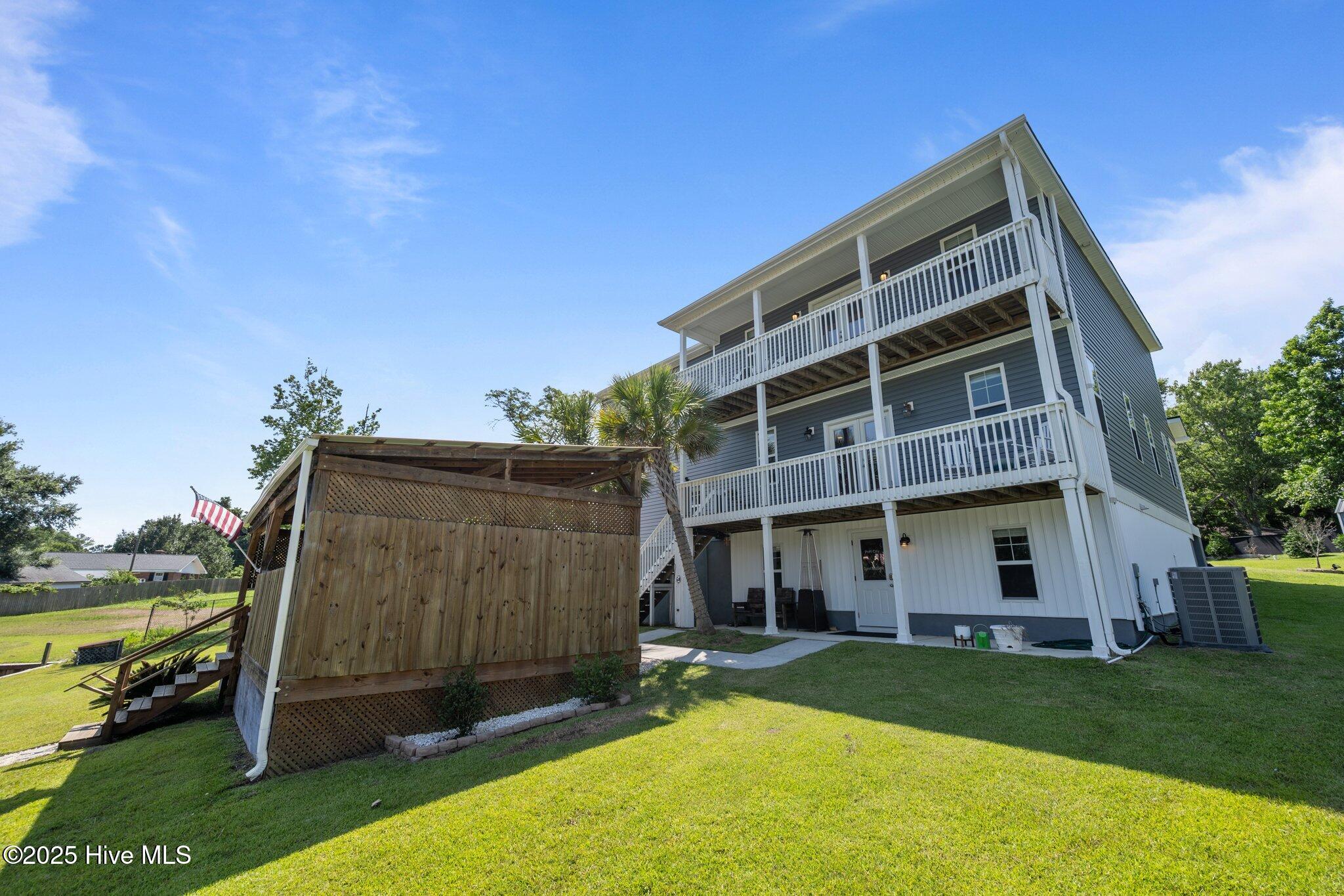 100517734 | Photo 74