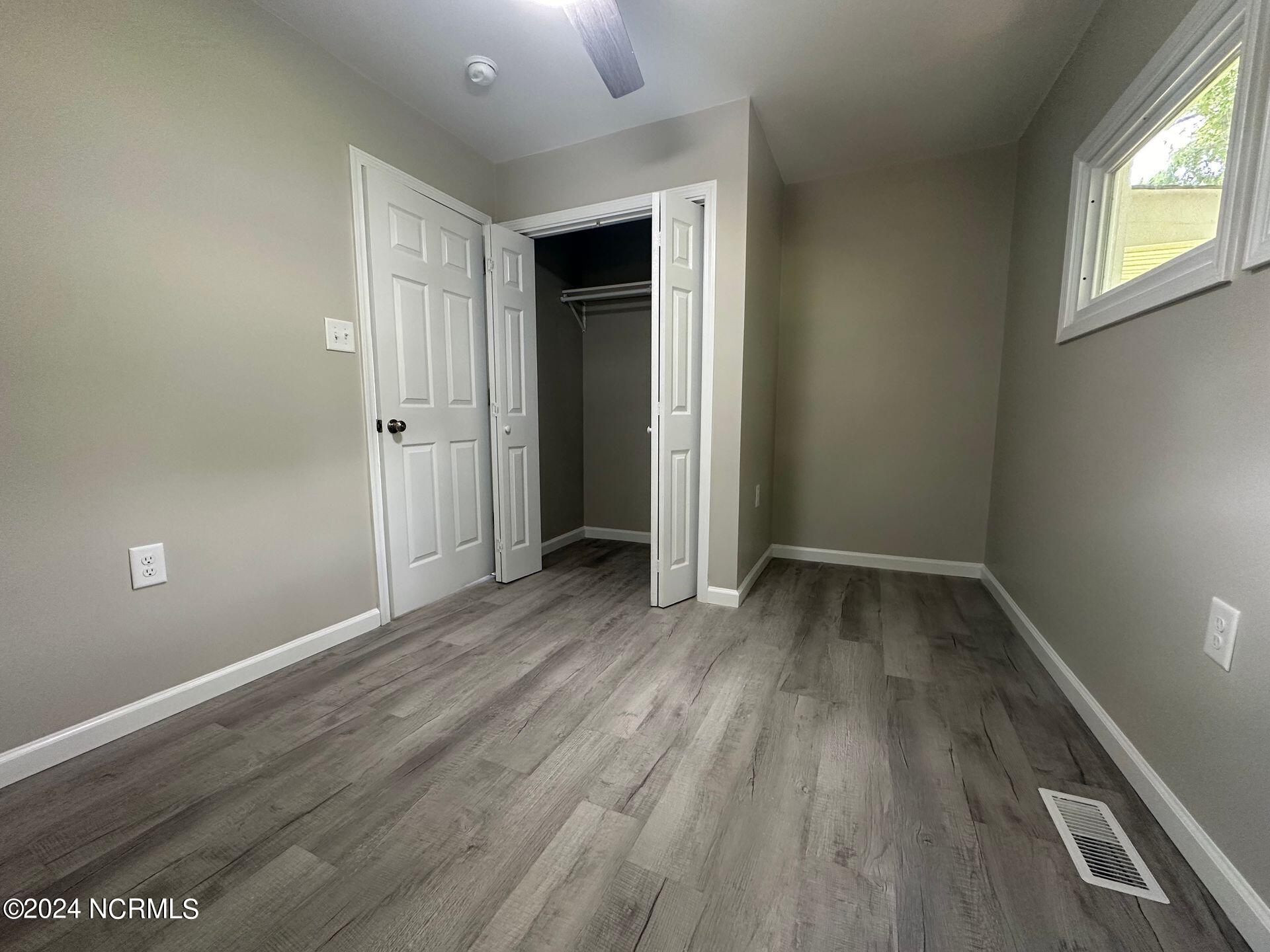 100545628 | Photo 22