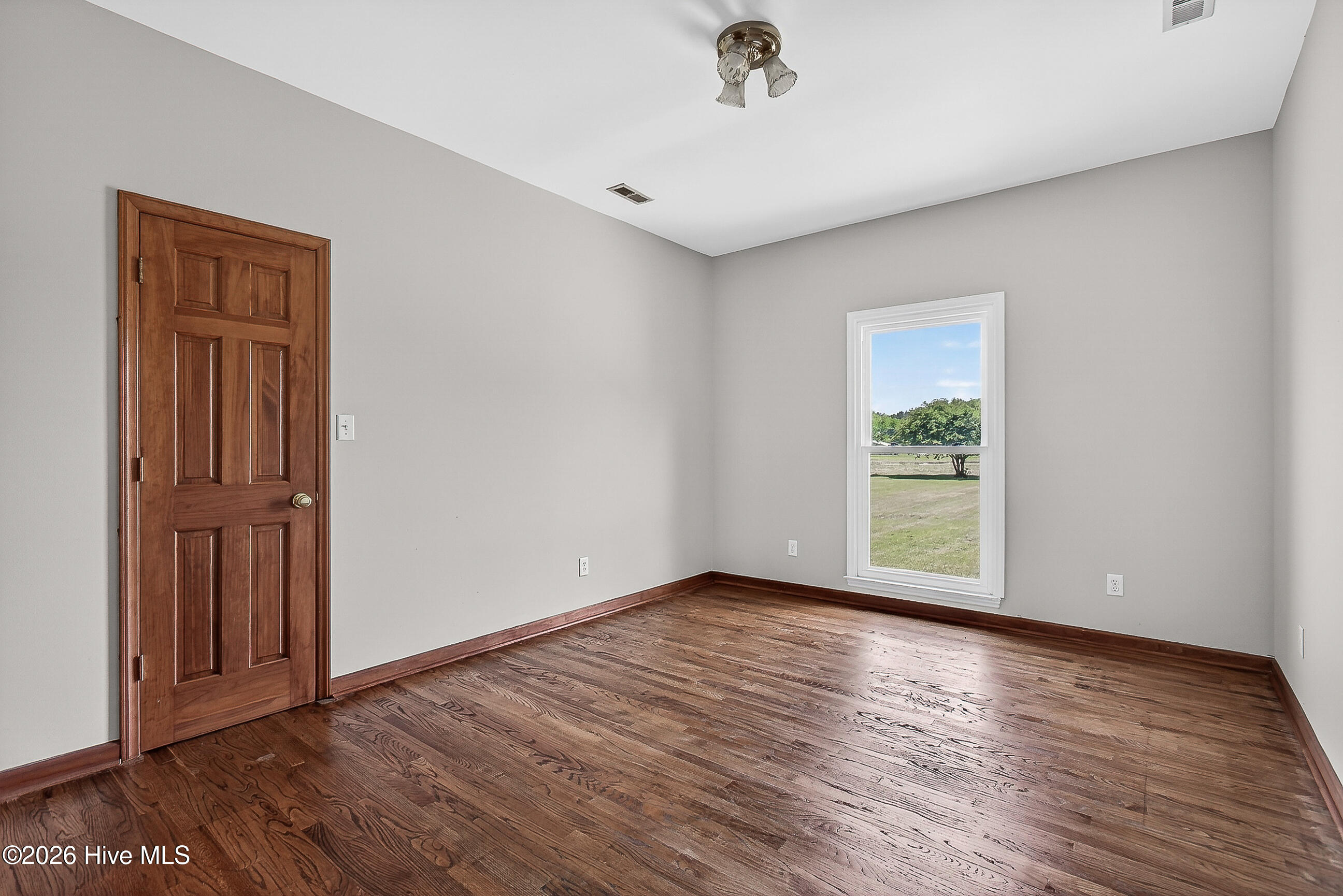 2732 White Oak River Road,Maysville