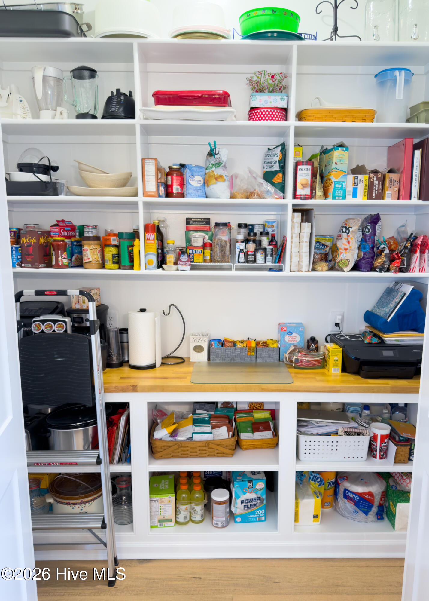 100549479 | Photo 27