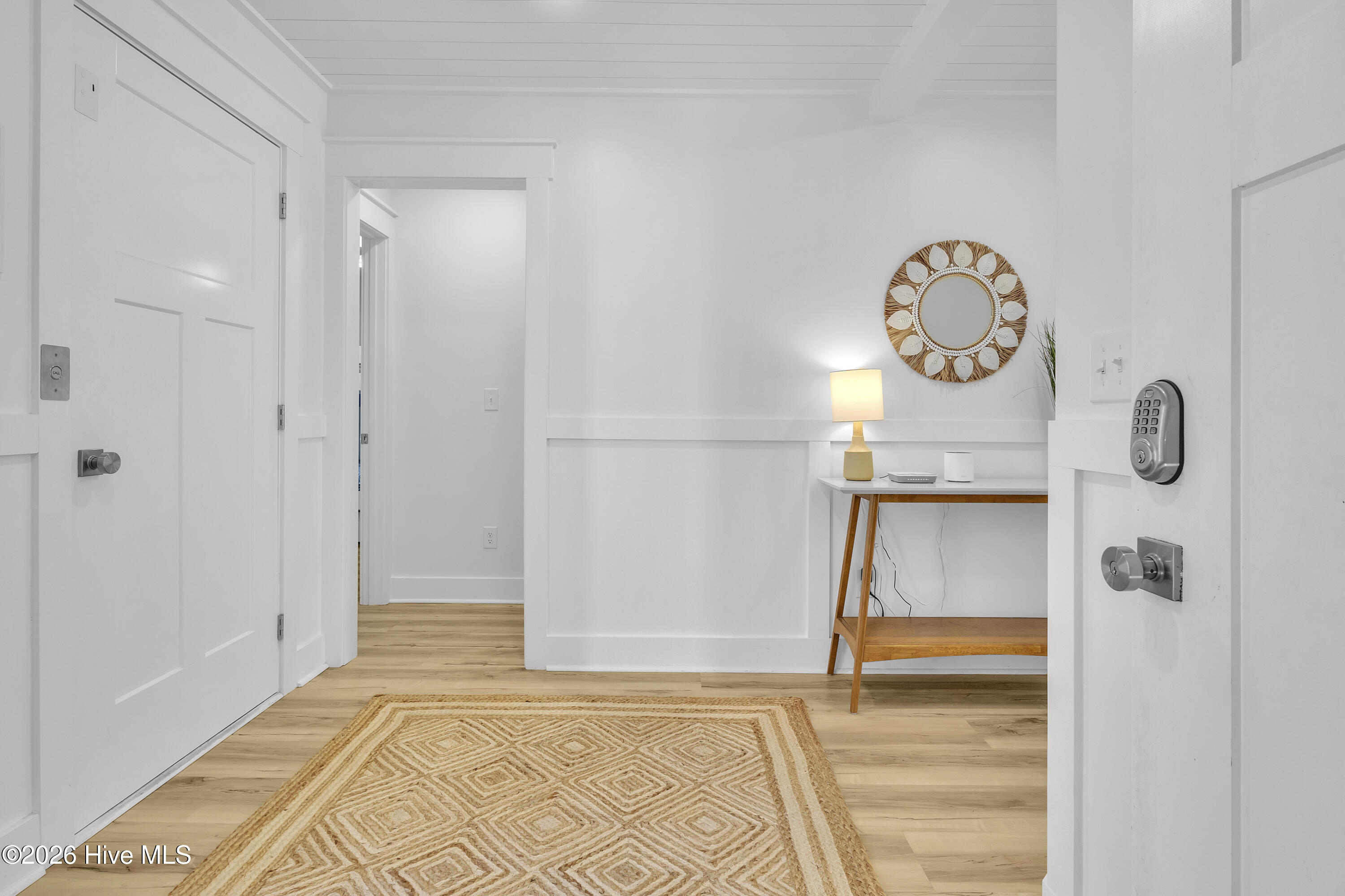 100549565 | Photo 41