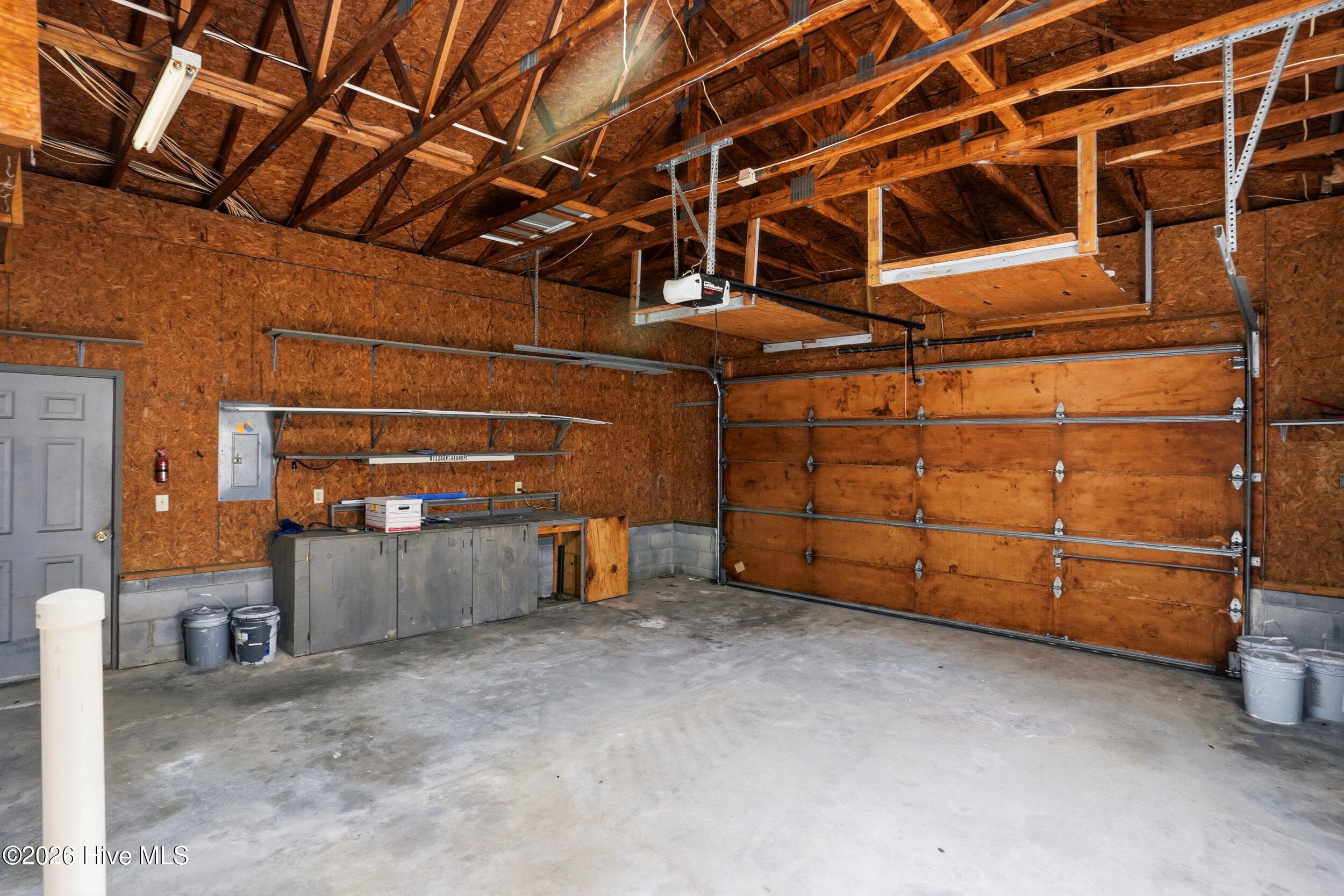 100555150 | Photo 65