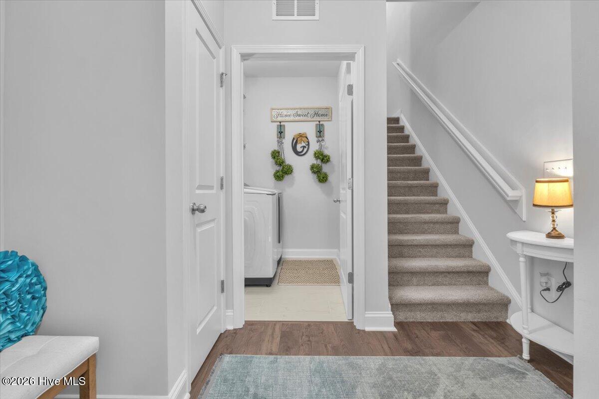 100560173 | Photo 47