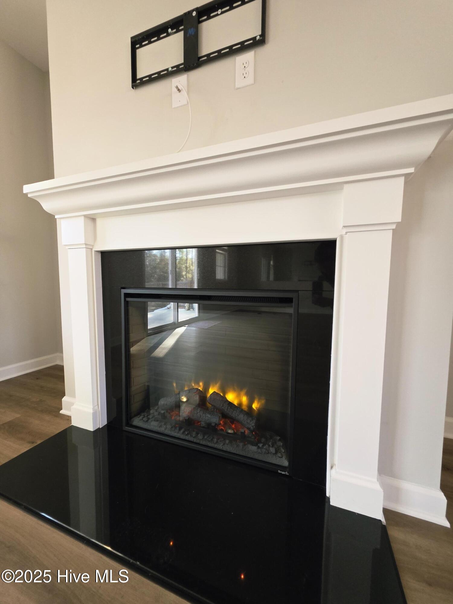 100545567 | Photo 22