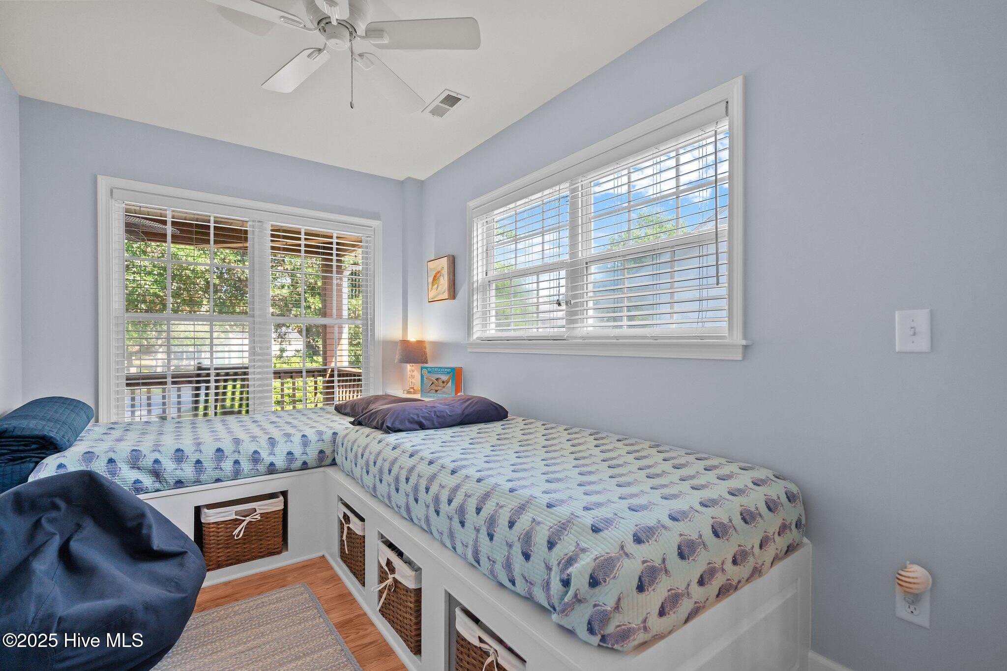 100516795 | Photo 37