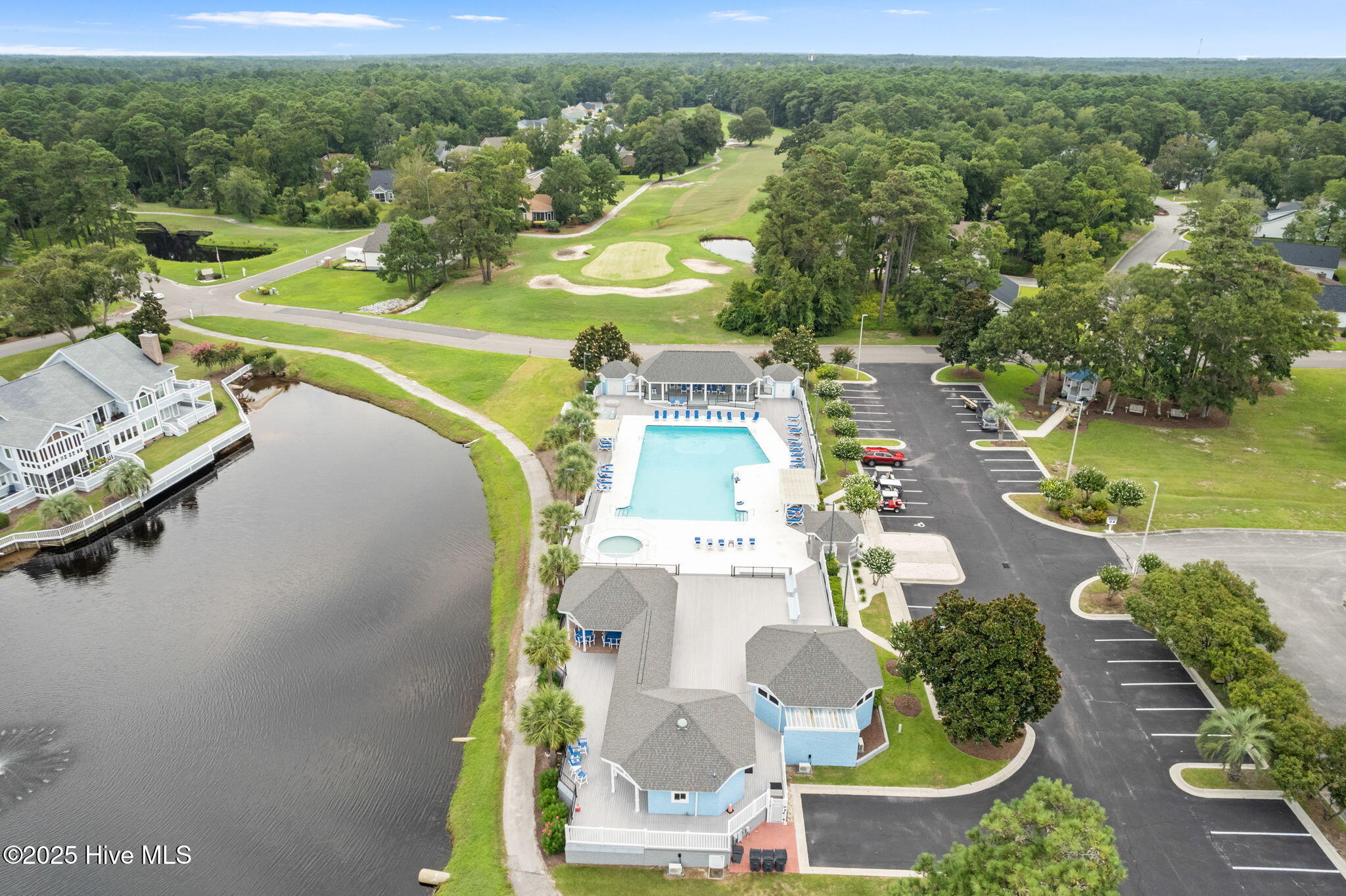 100535041 | Photo 53