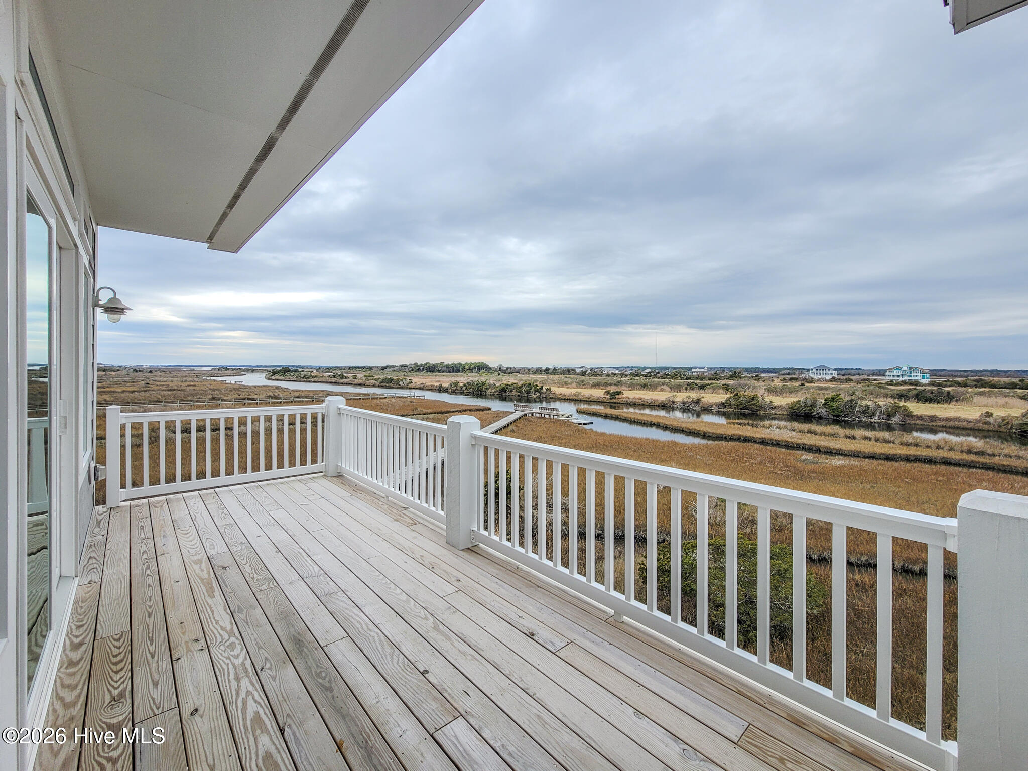 100553641 | Photo 37