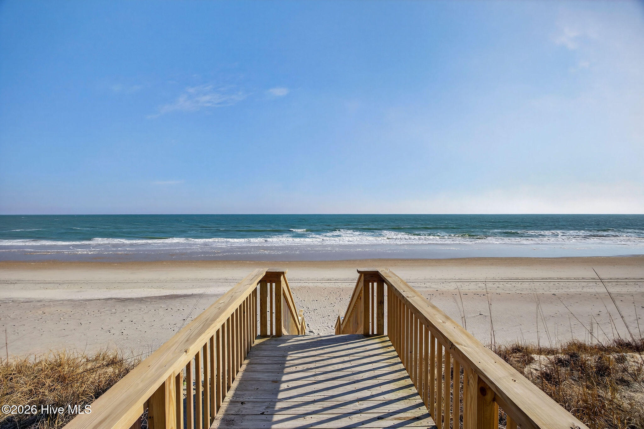 100552371 | Photo 35