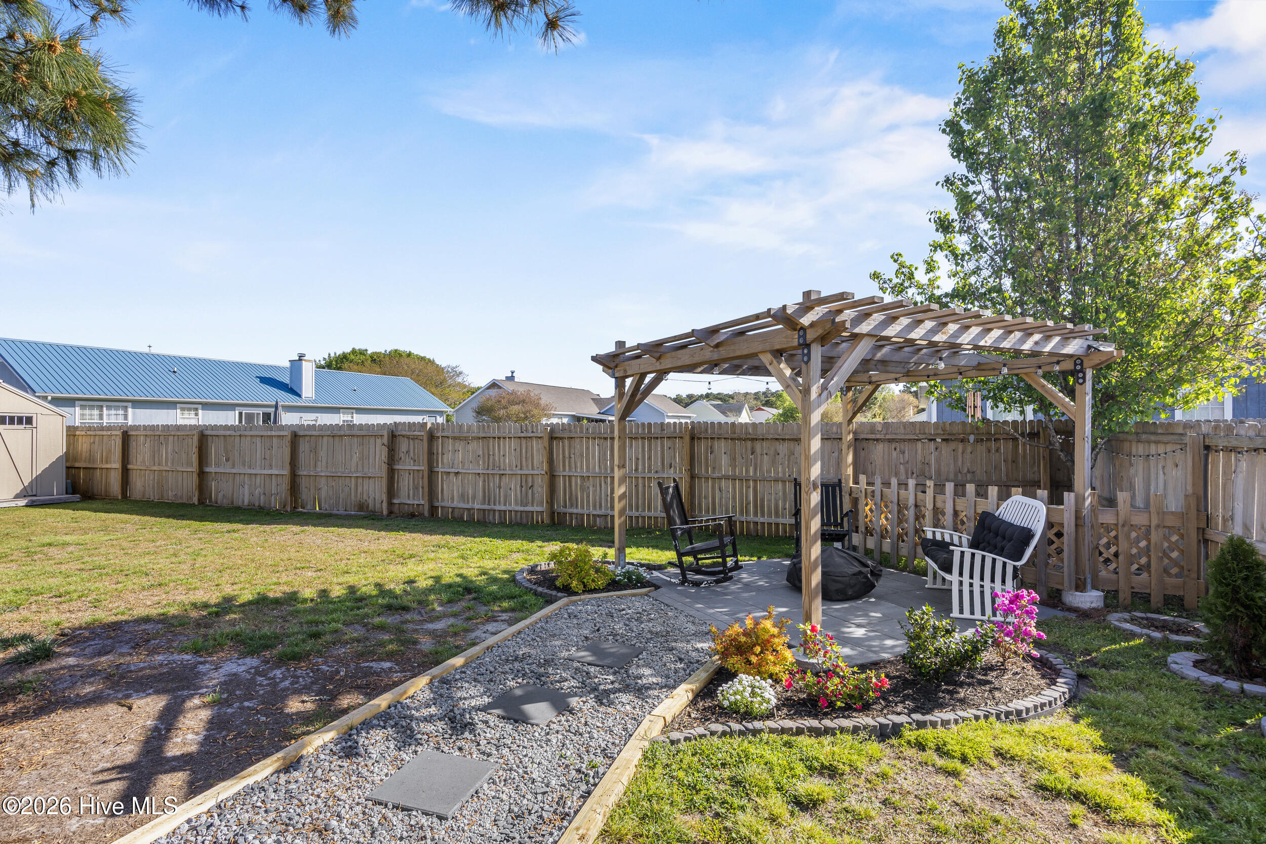 100566021 | Photo 20