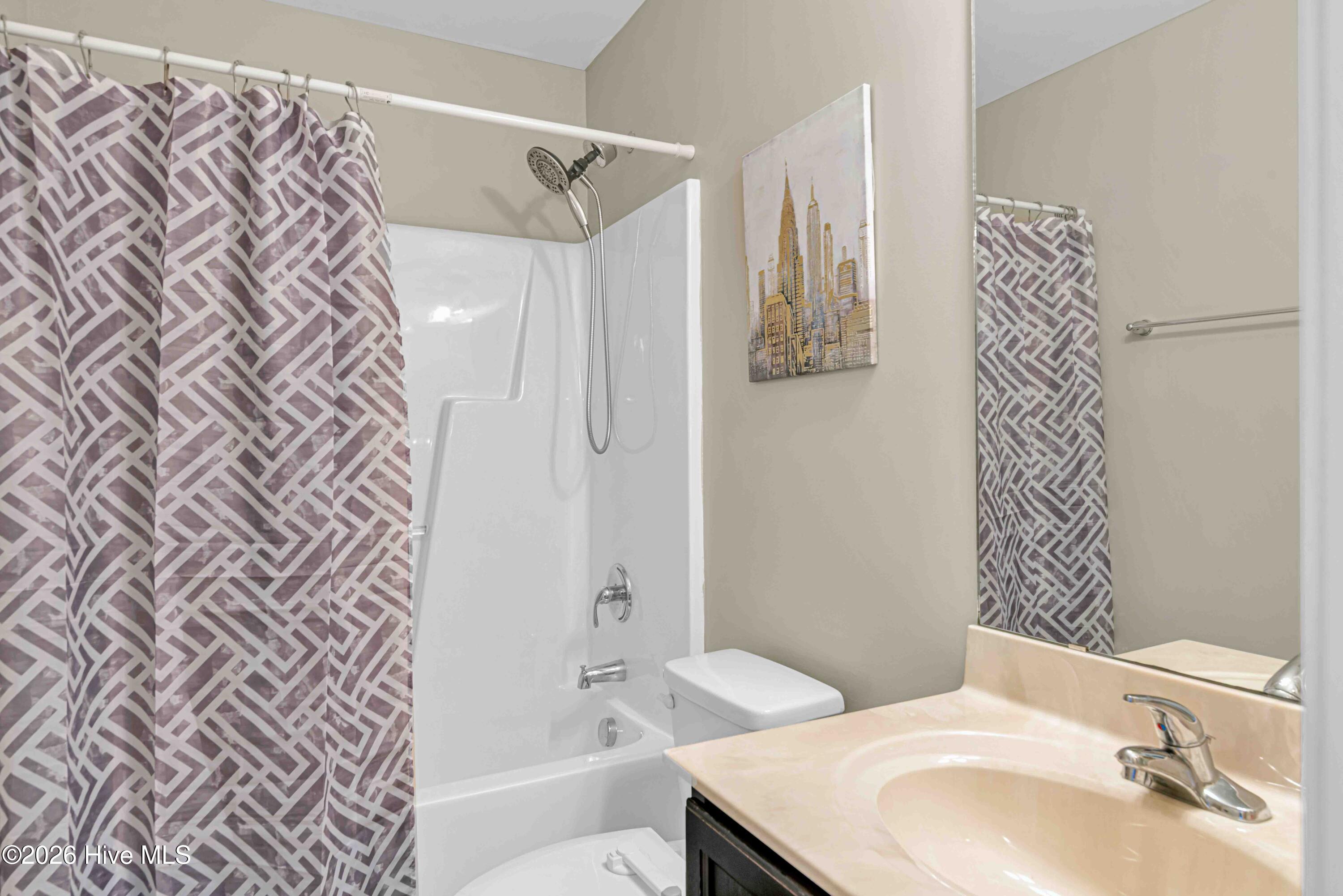 100553192 | Photo 23