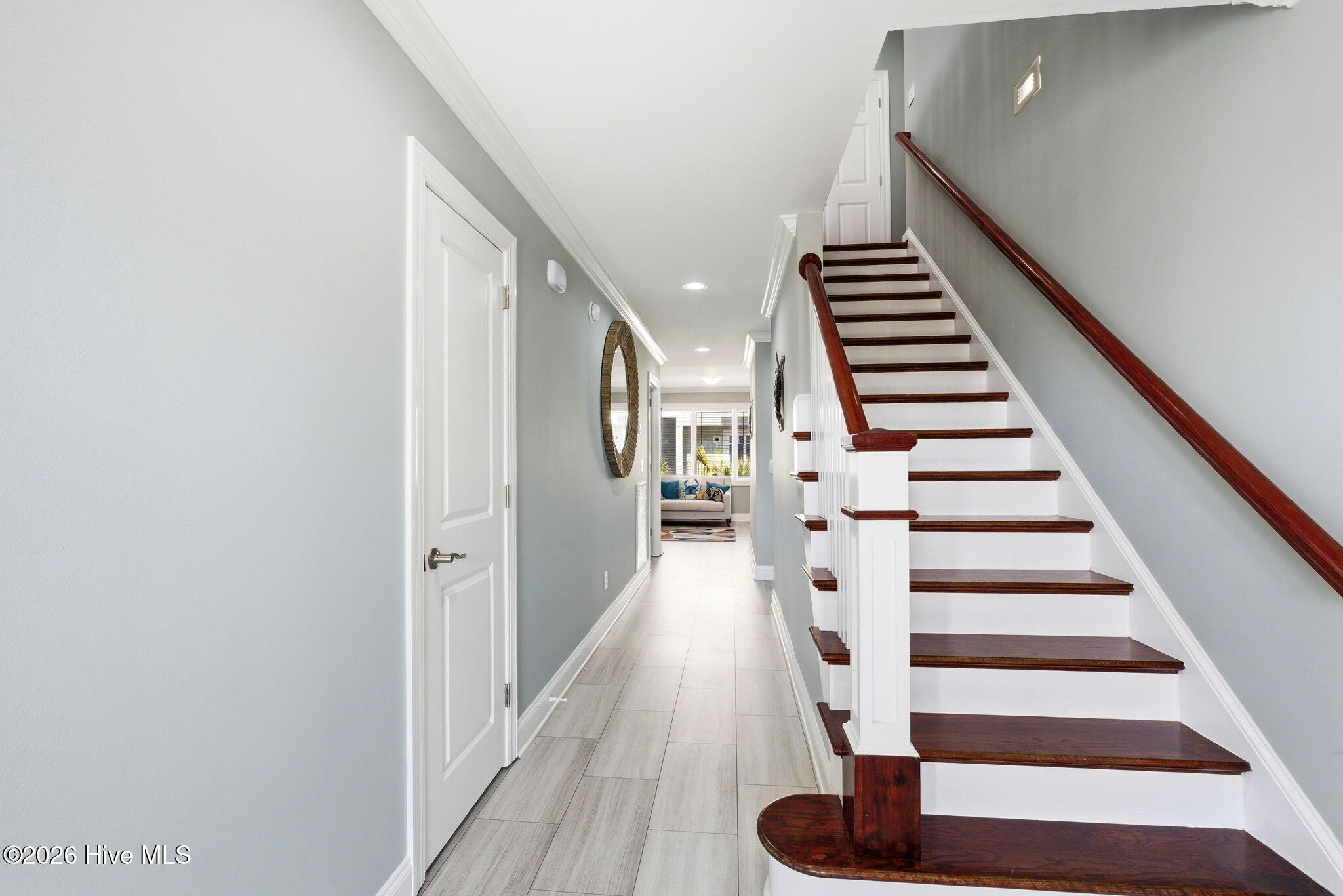 100559880 | Photo 19