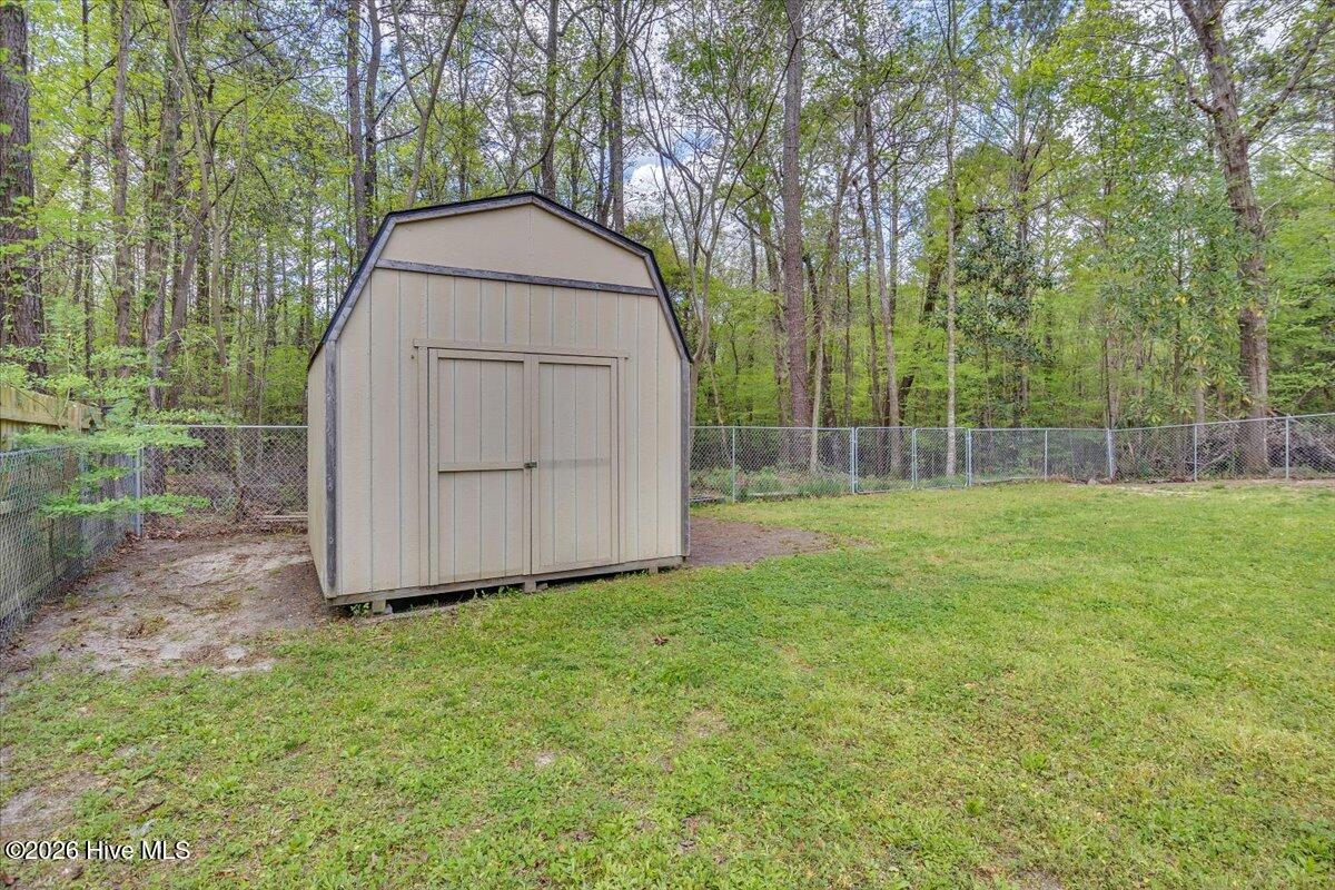 100565952 | Photo 50