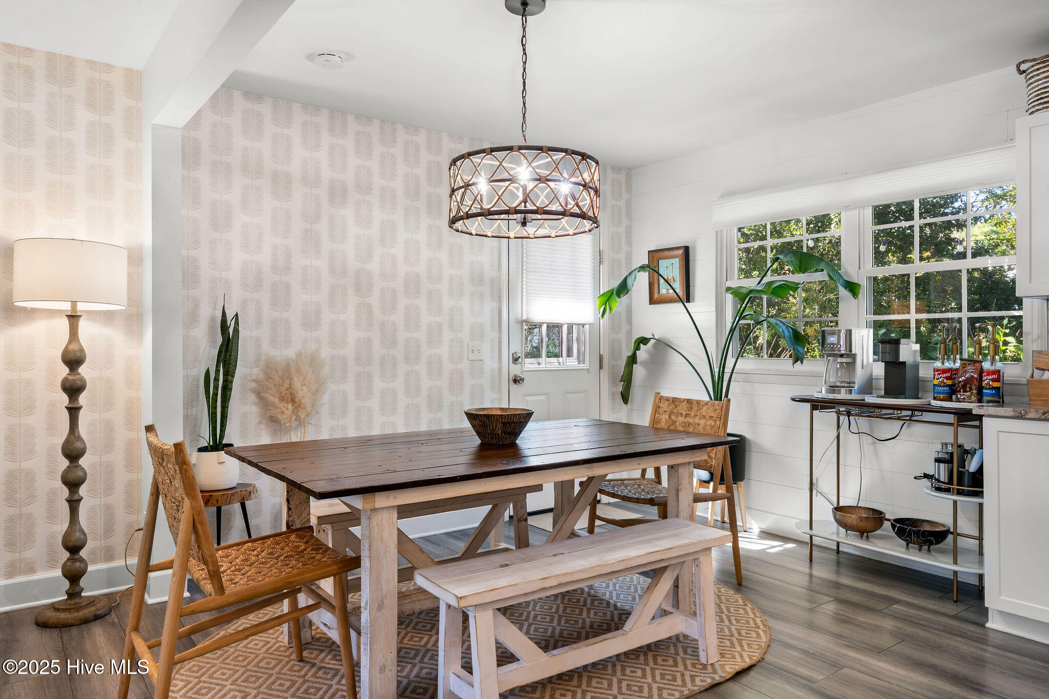 100538264 | Photo 21