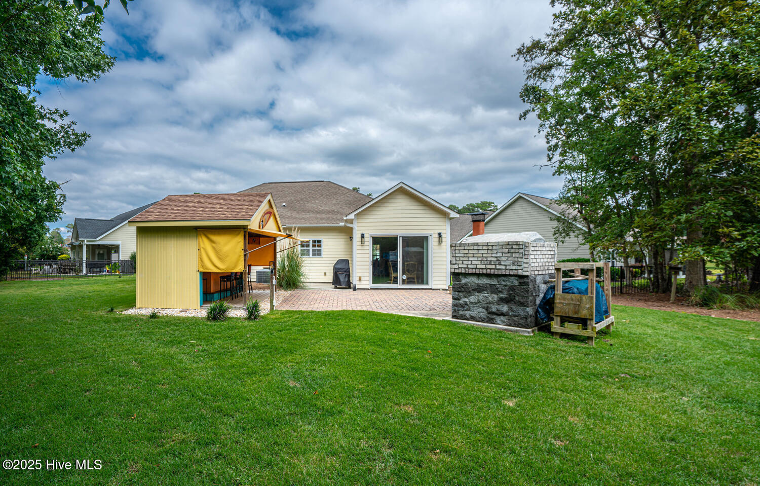 100530815 | Photo 28