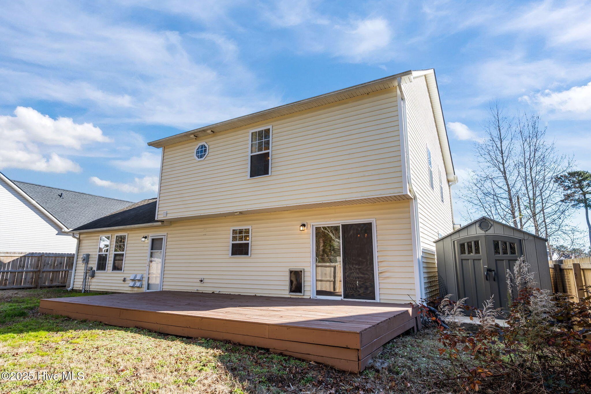 100546746 | Photo 37