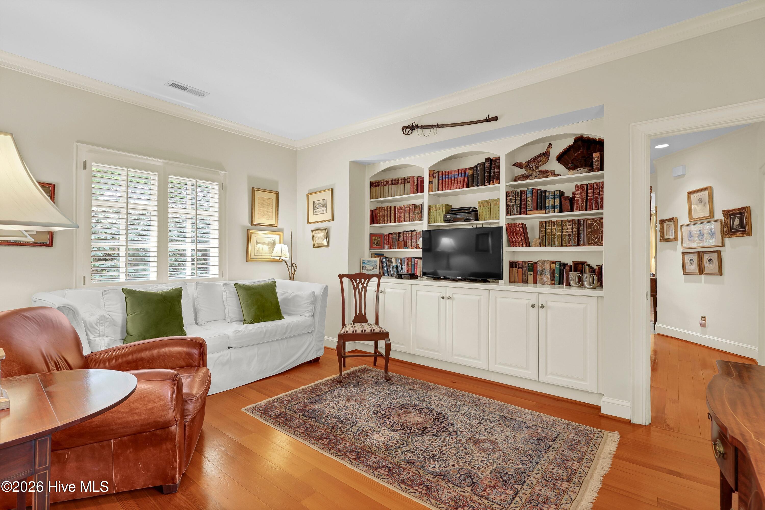 100567491 | Photo 39