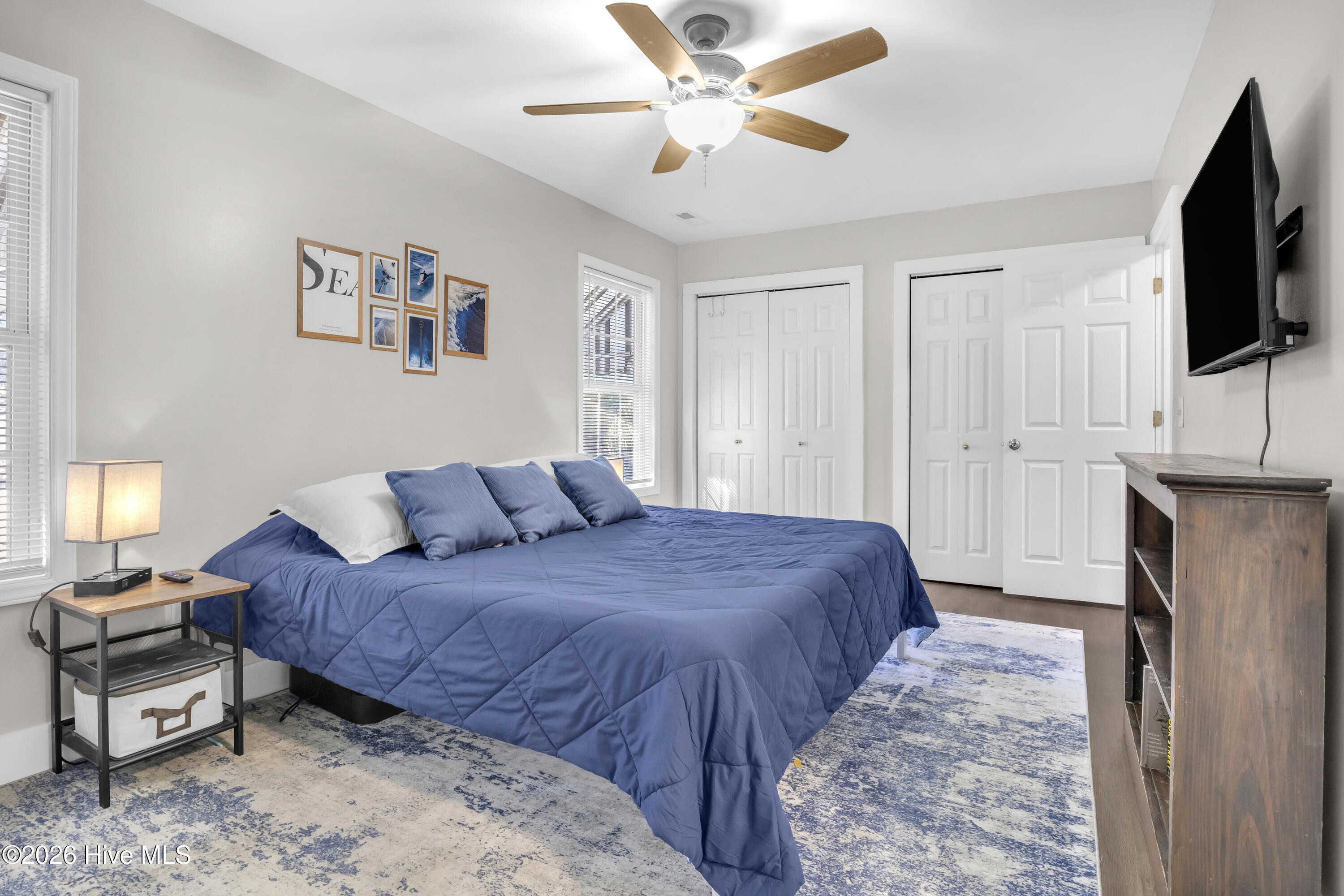 100561178 | Photo 23