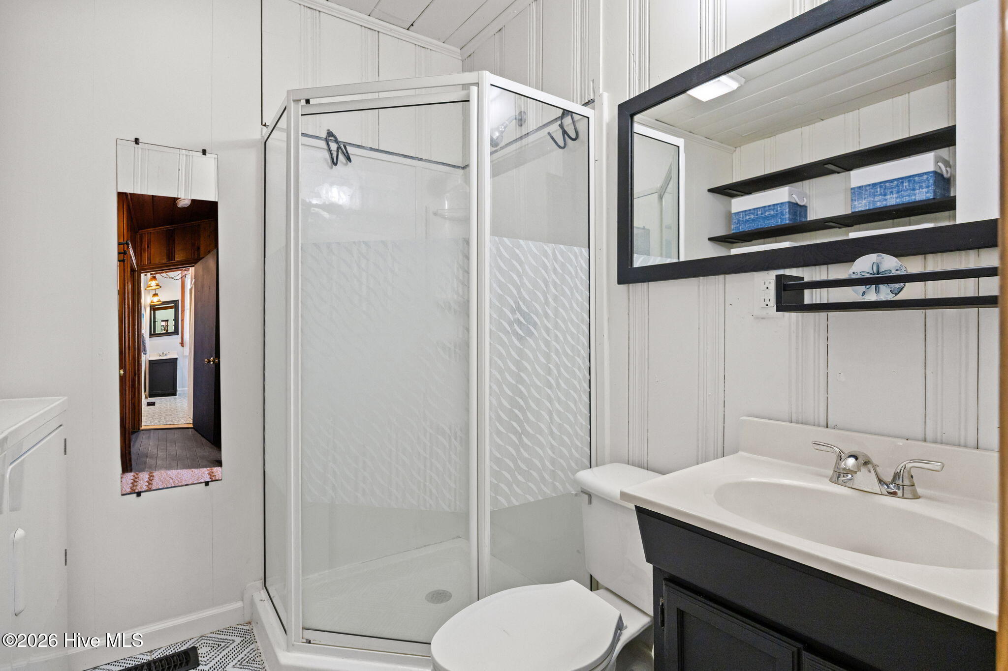 100558937 | Photo 13