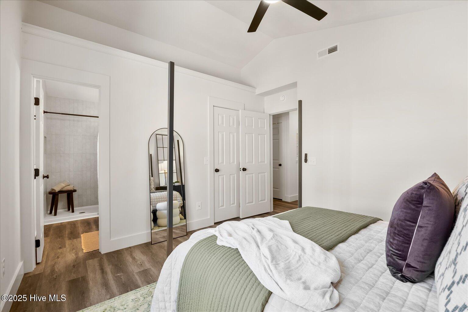 100541069 | Photo 23