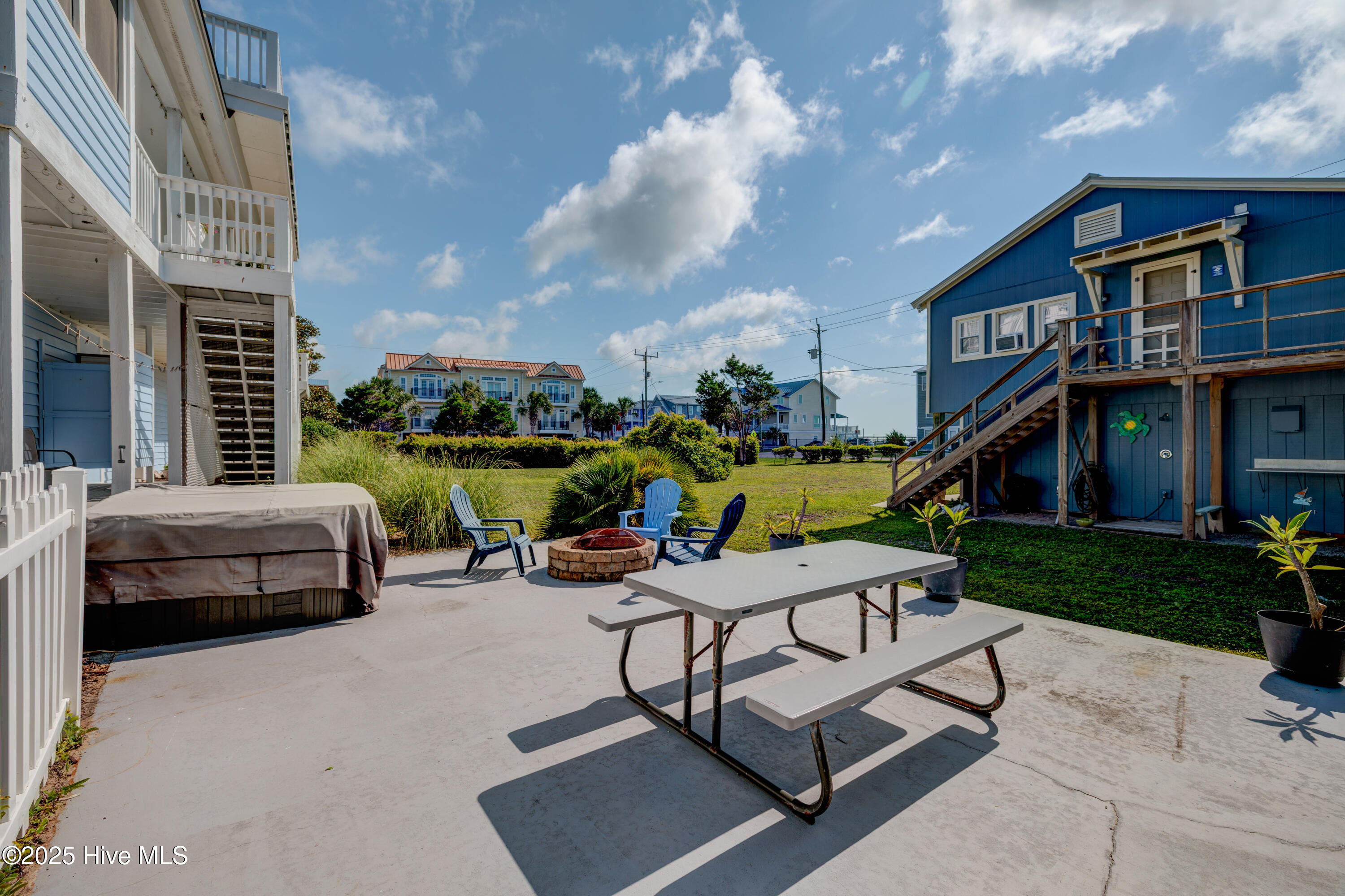 100515137 | Photo 55