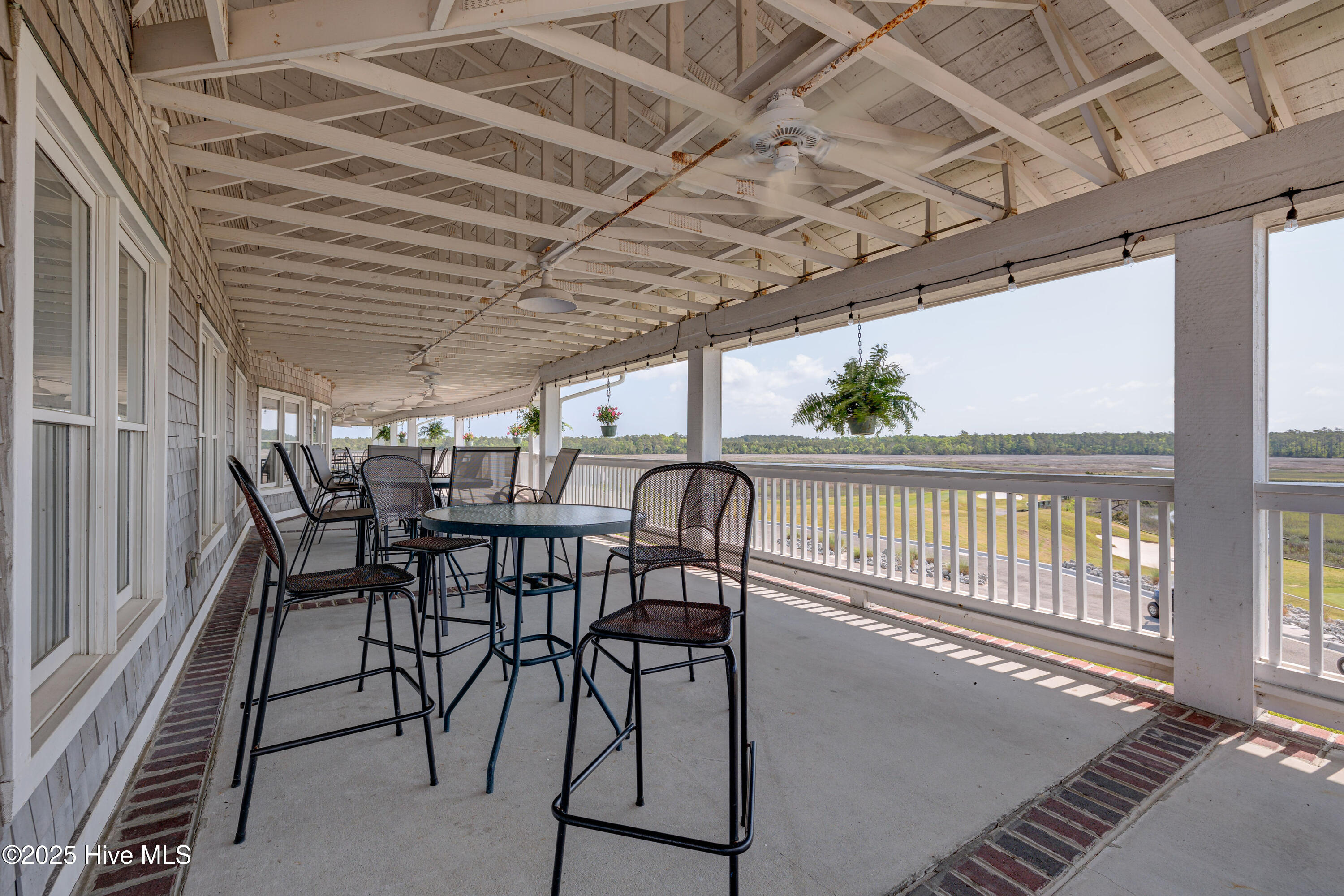 100547497 | Photo 19