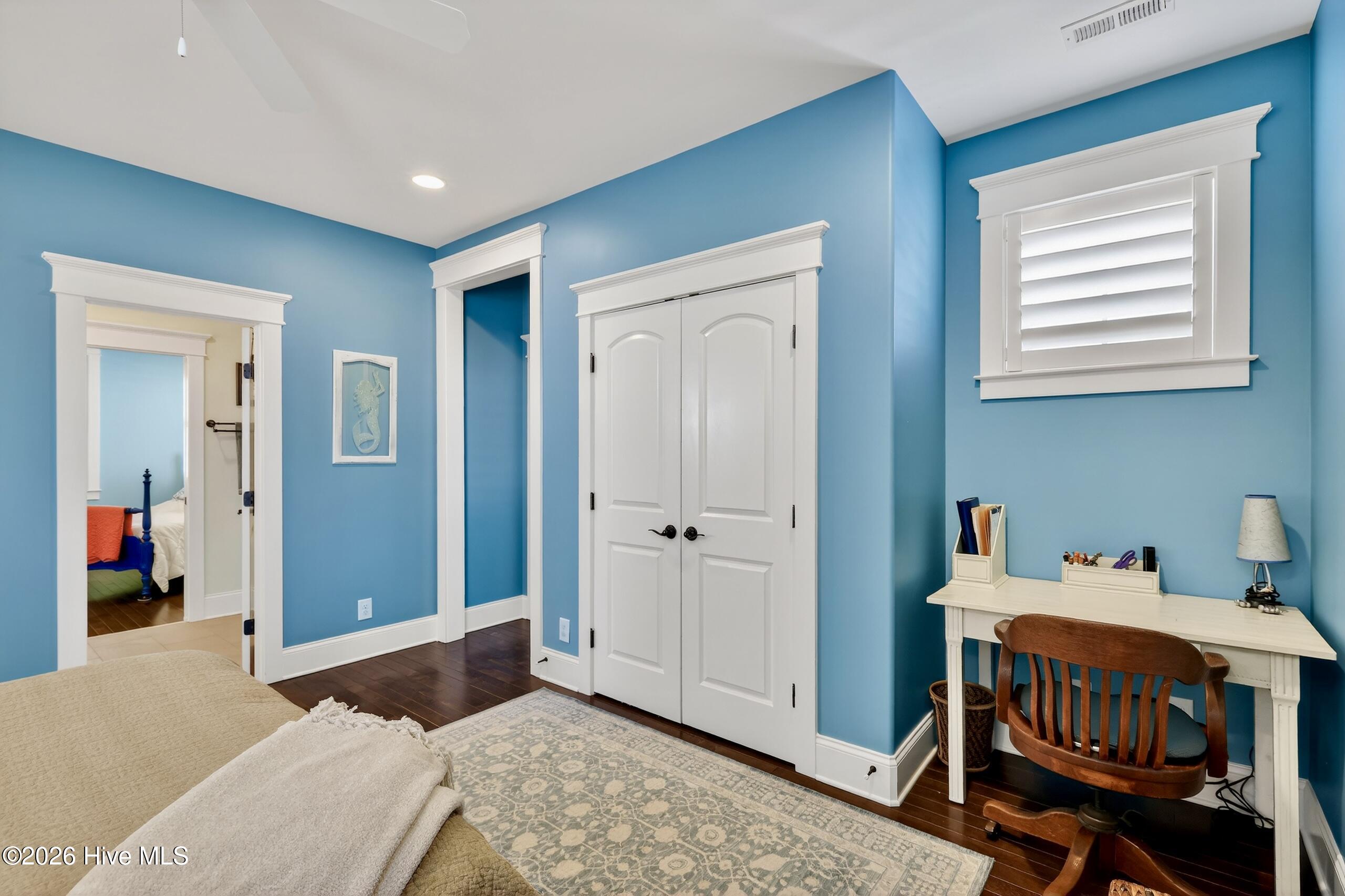 100559035 | Photo 31