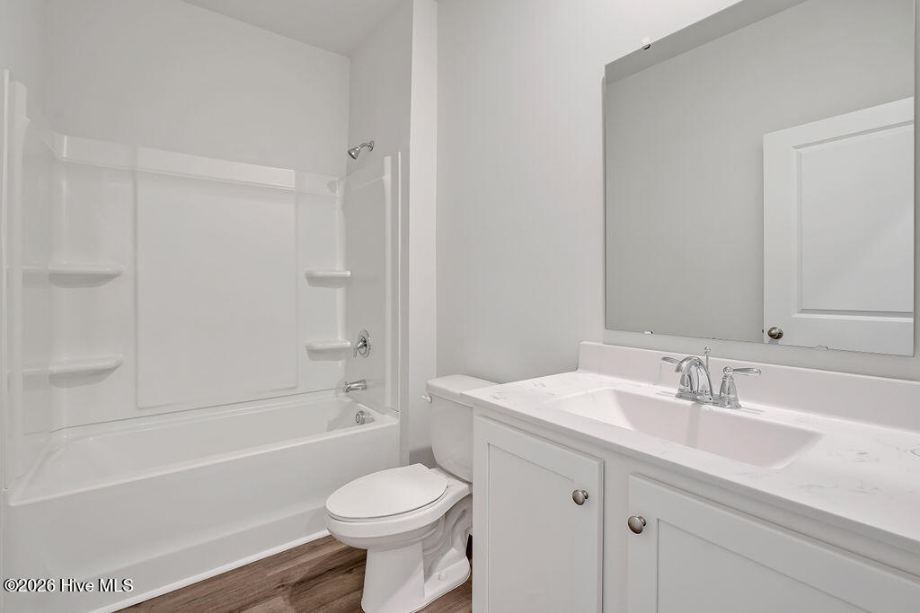 100553678 | Photo 13