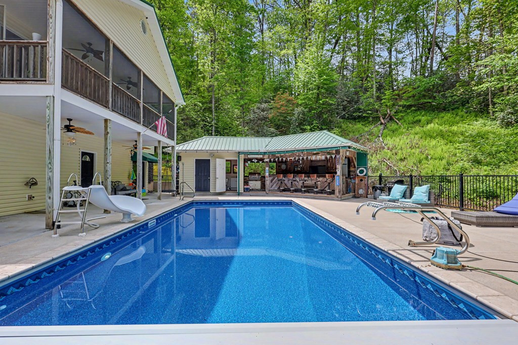 522 Fred Amos Road, Murphy, NC 28906 Listing Photo  10