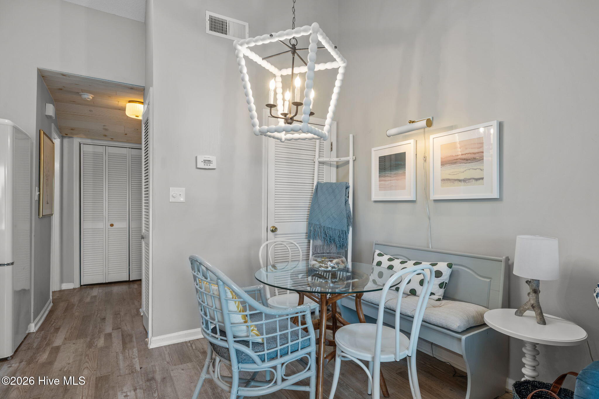 100552475 | Photo 18