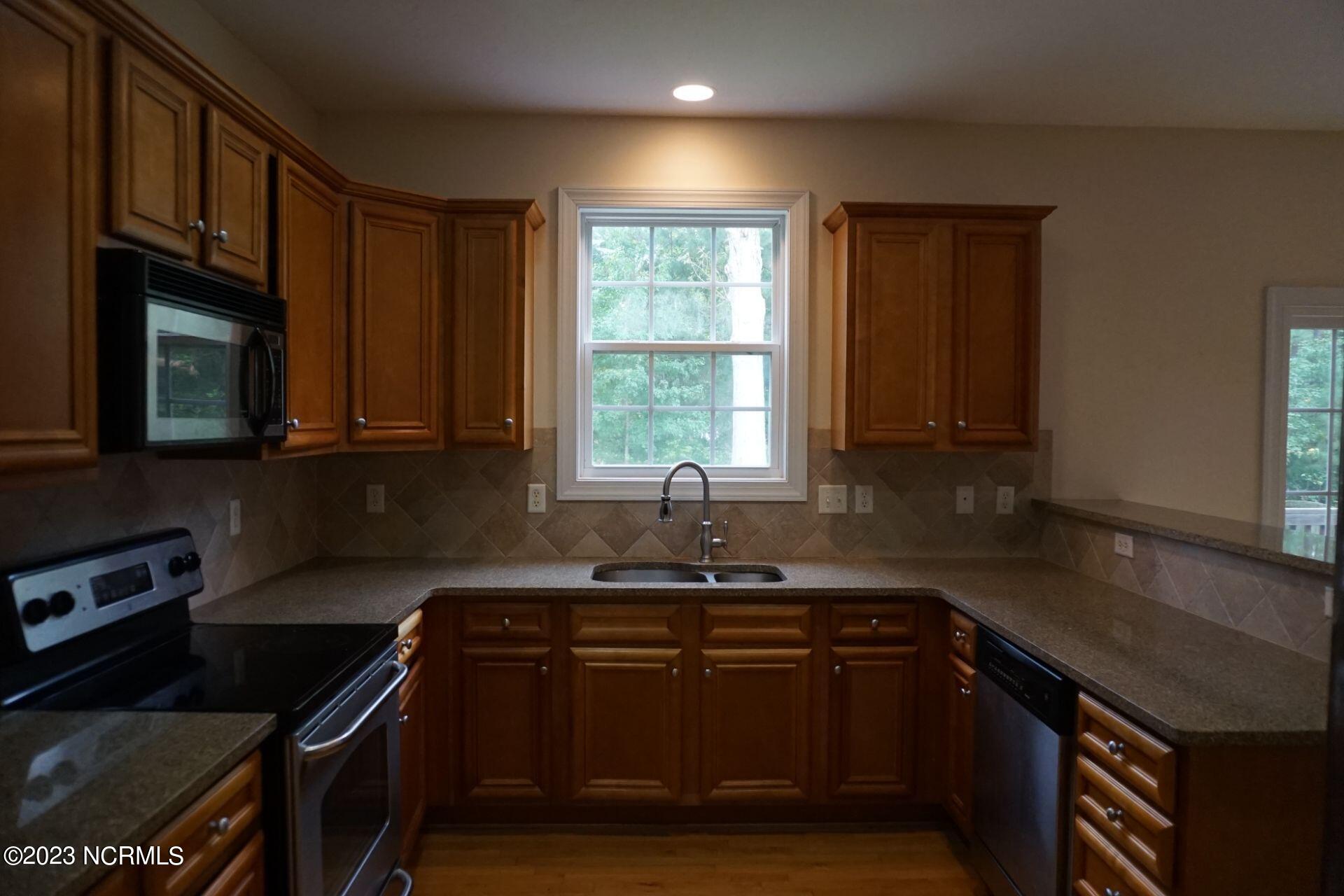 125 Creeks Edge Drive,Sneads Ferry