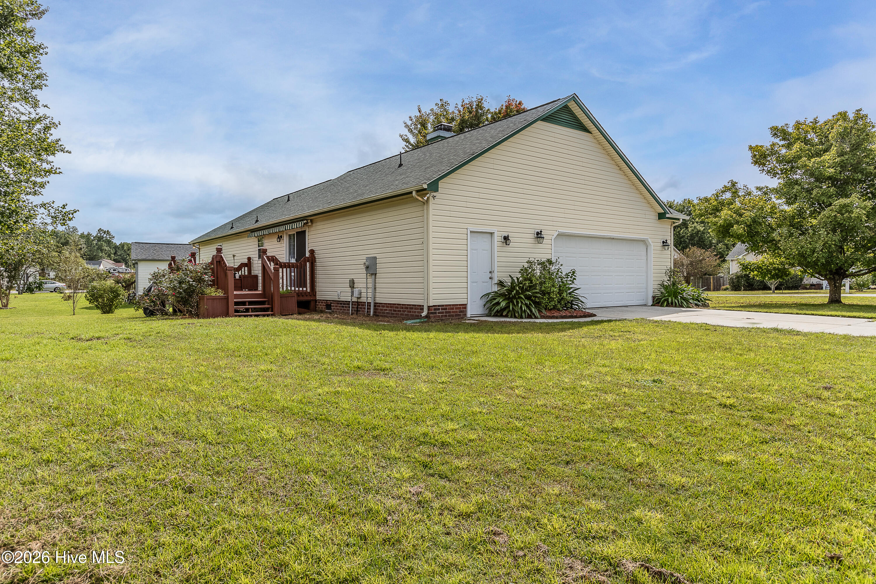 100562403 | Photo 21